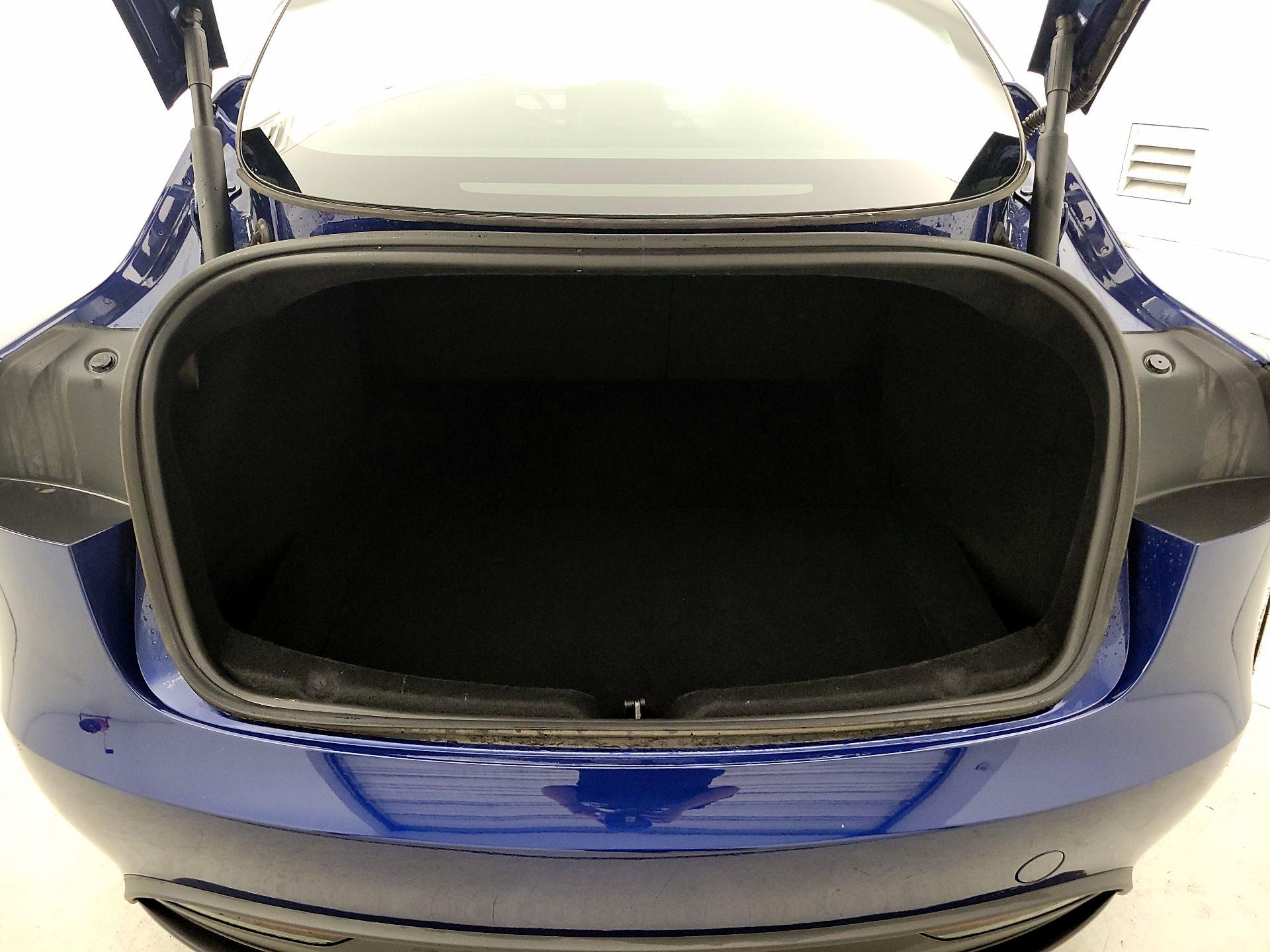 Thumbnail: 2025 Tesla Model 3 - 20