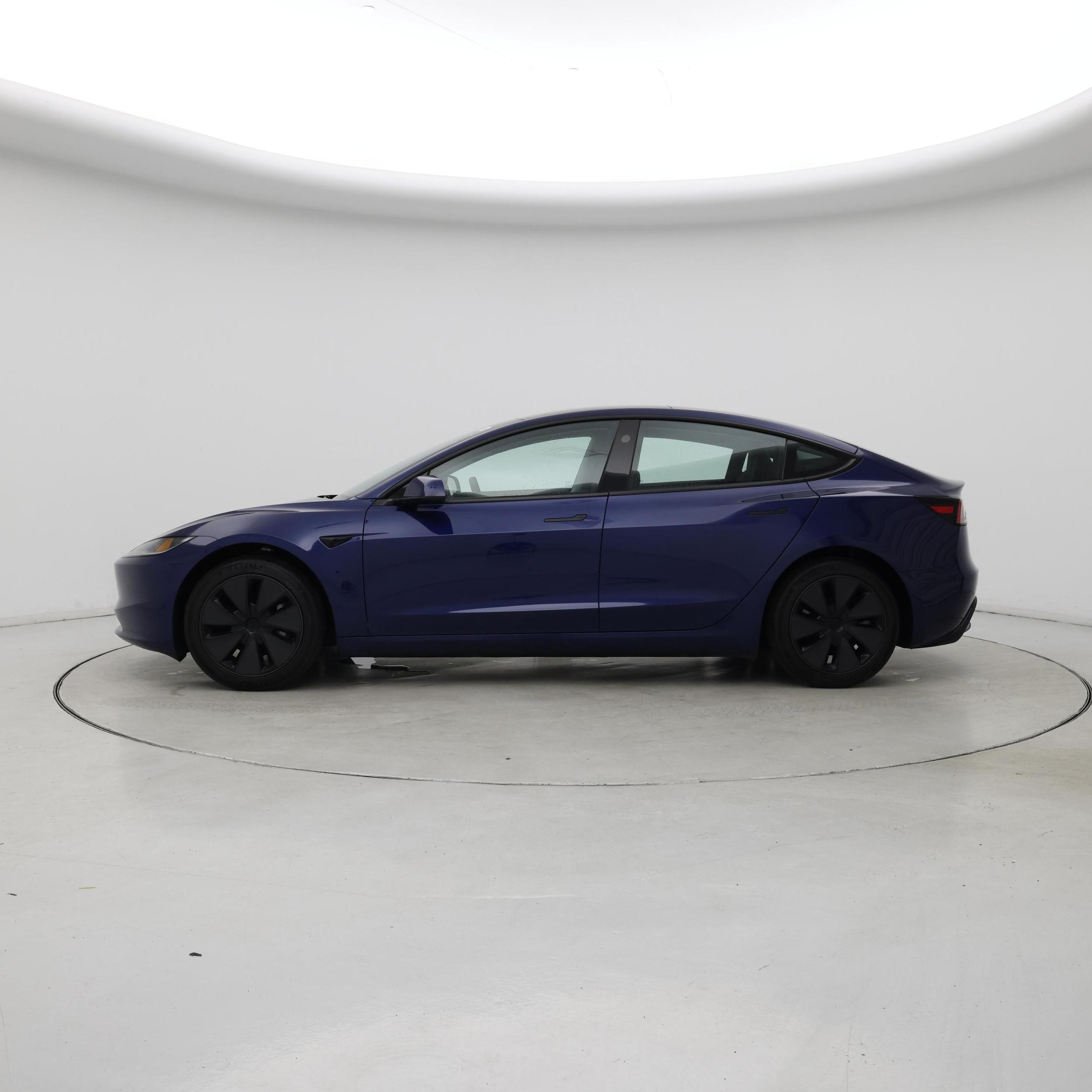 Thumbnail: 2025 Tesla Model 3 - 3