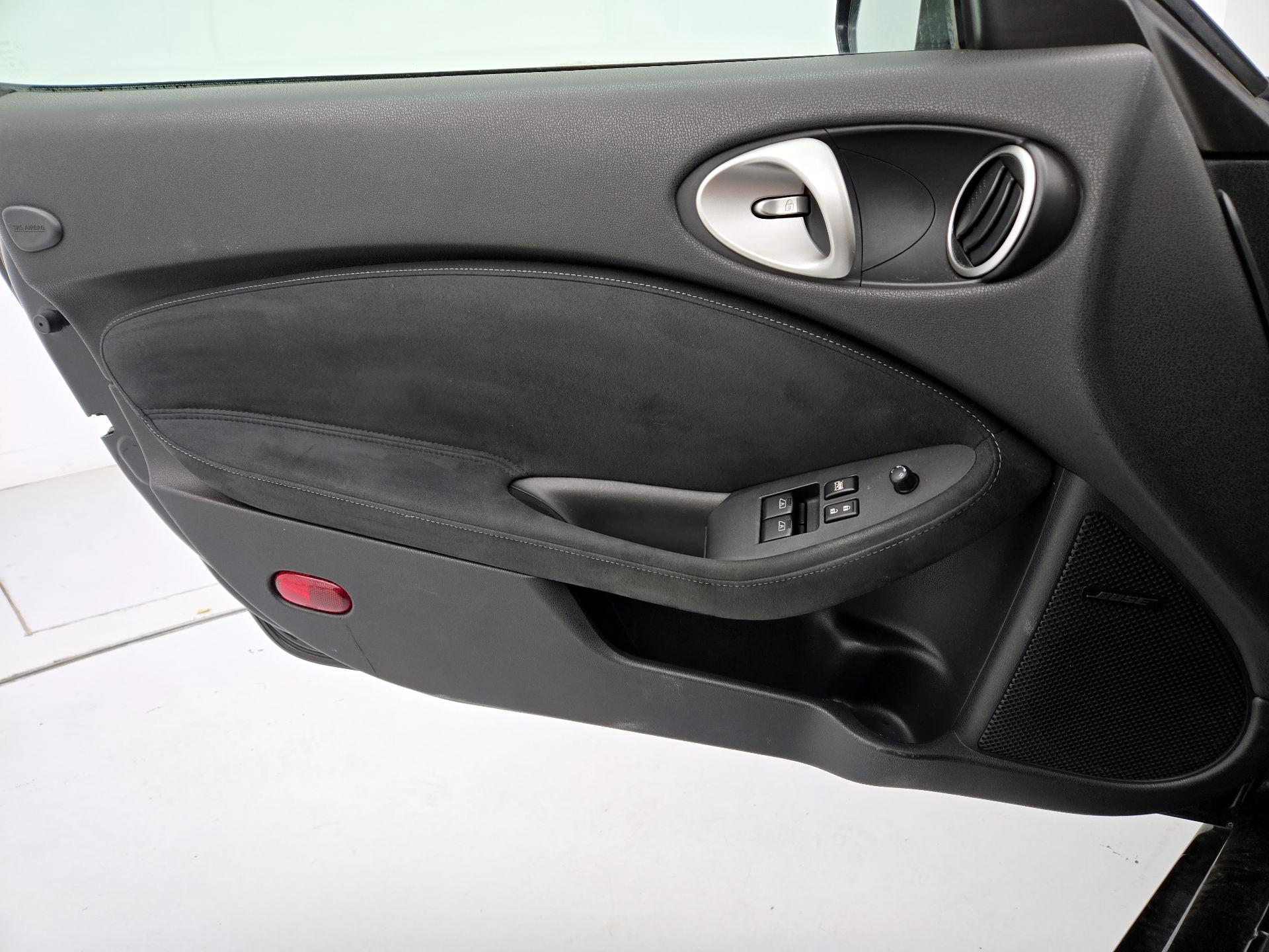 Thumbnail: 2014 Nissan Z - 12