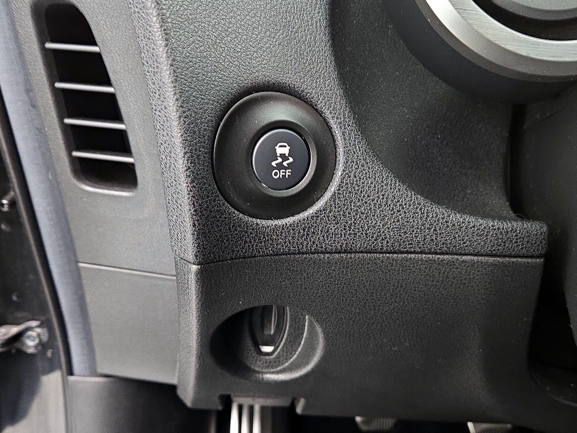 Thumbnail: 2014 Nissan Z - 13