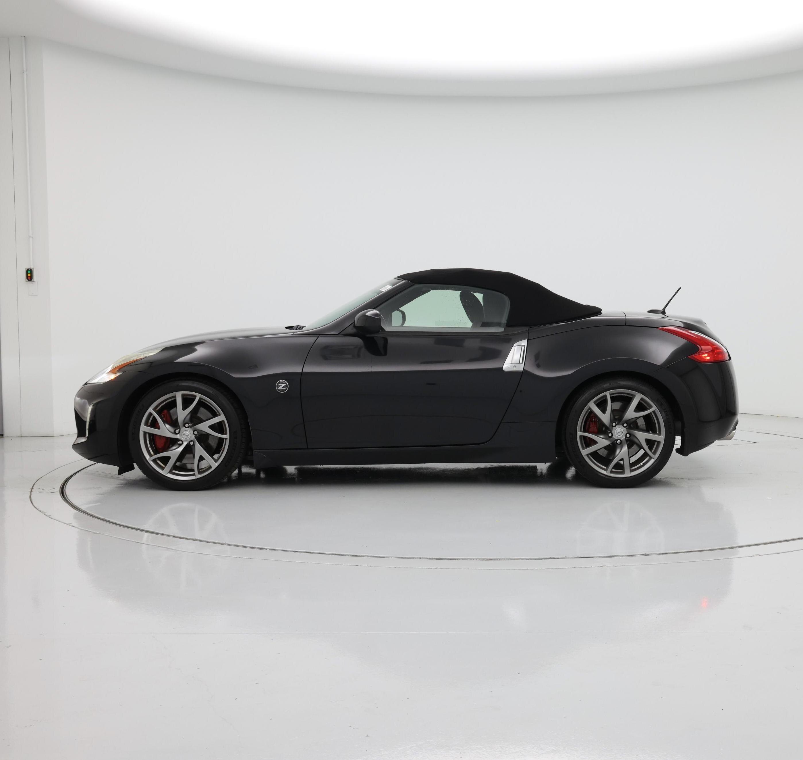 Thumbnail: 2014 Nissan Z - 3