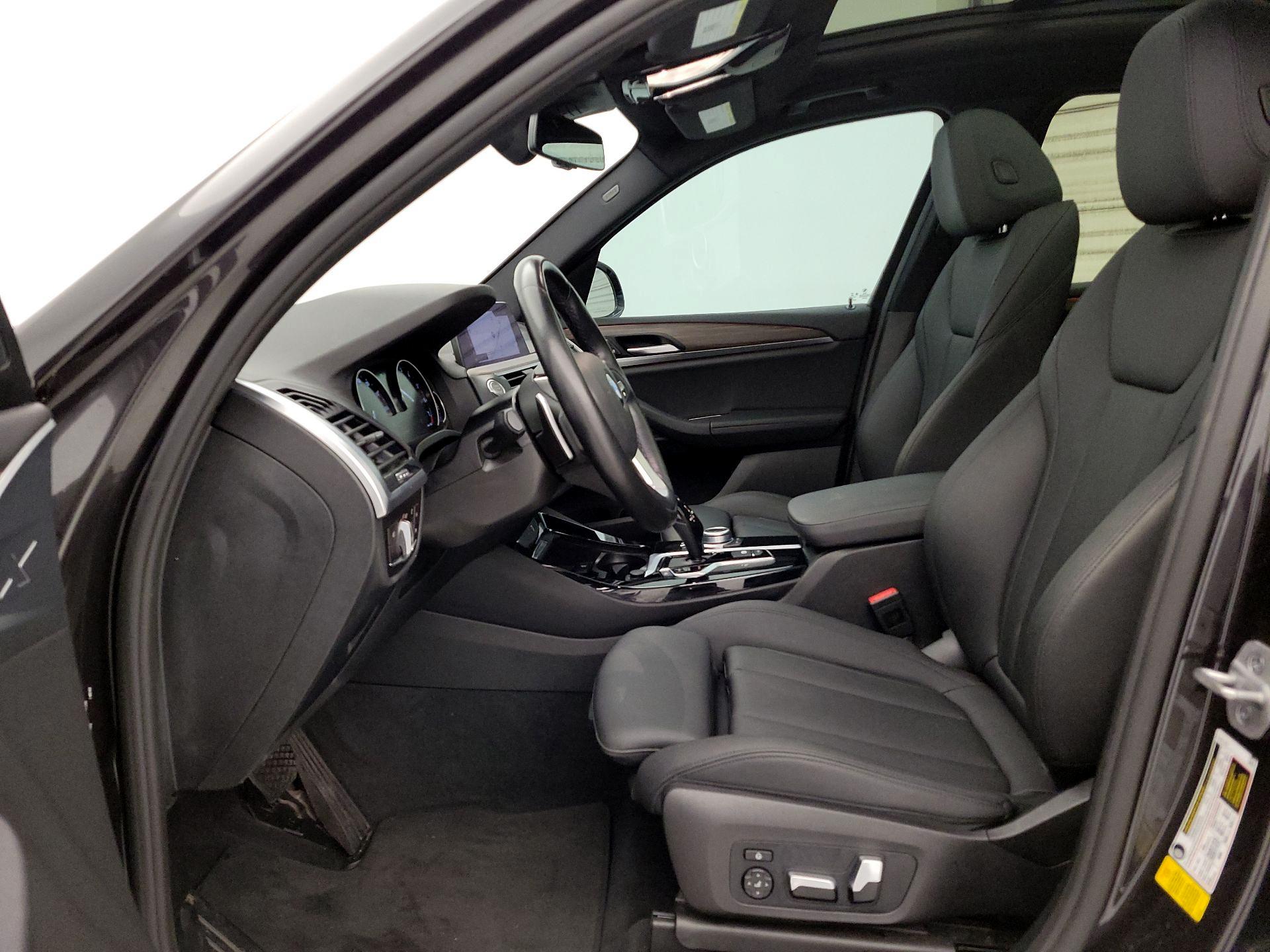 Thumbnail: 2021 BMW X3 - 11