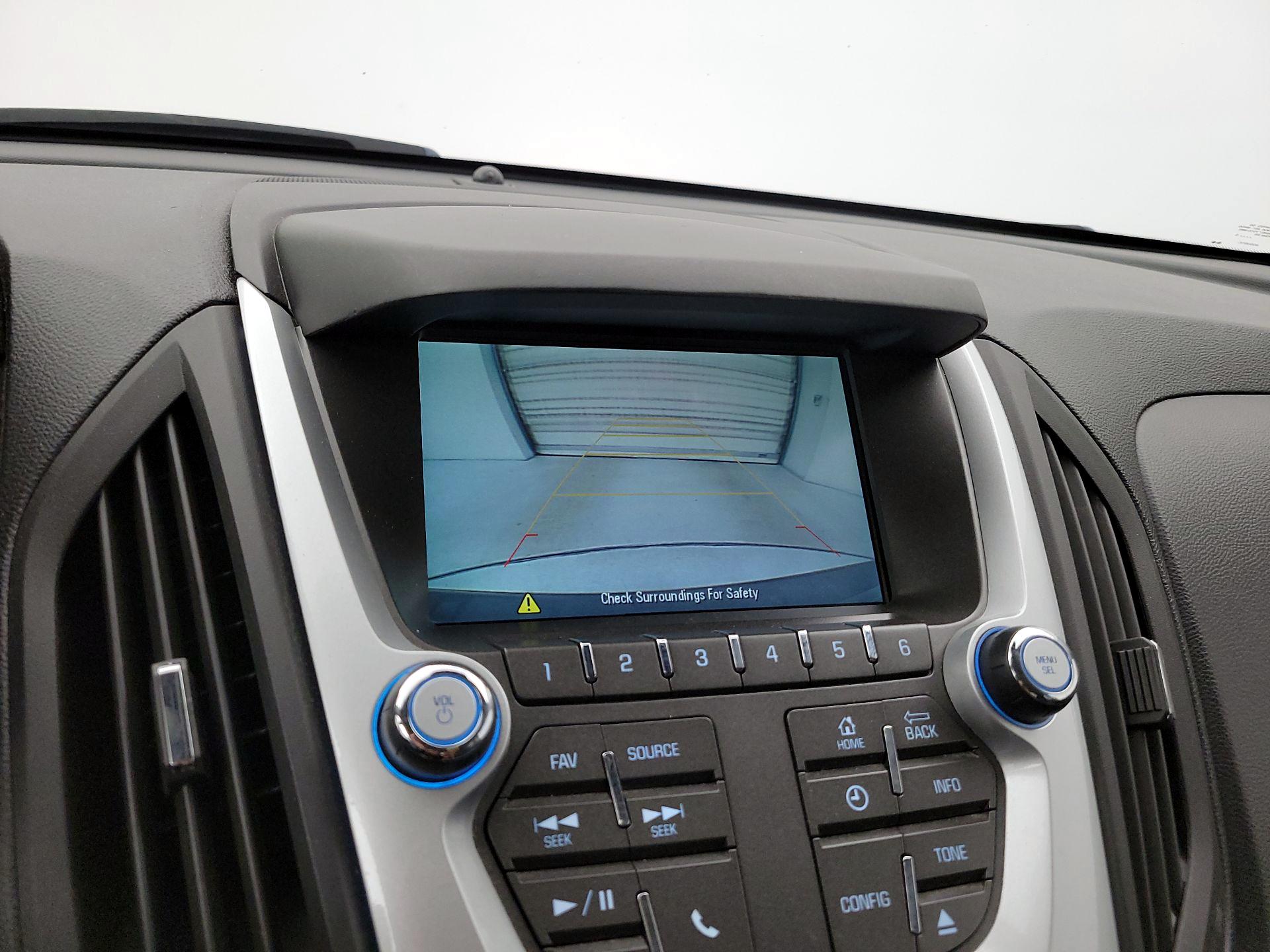 Thumbnail: 2015 Chevrolet Equinox - 14
