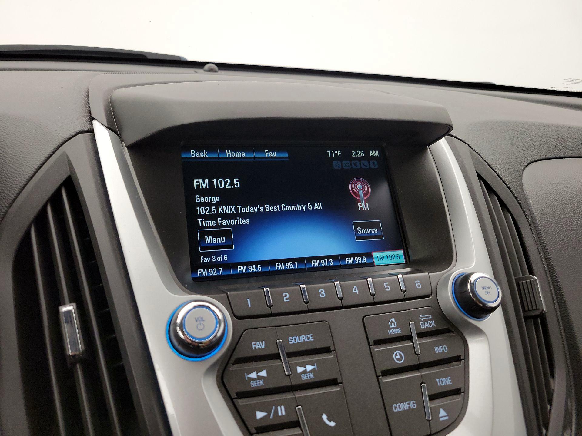 Thumbnail: 2015 Chevrolet Equinox - 15