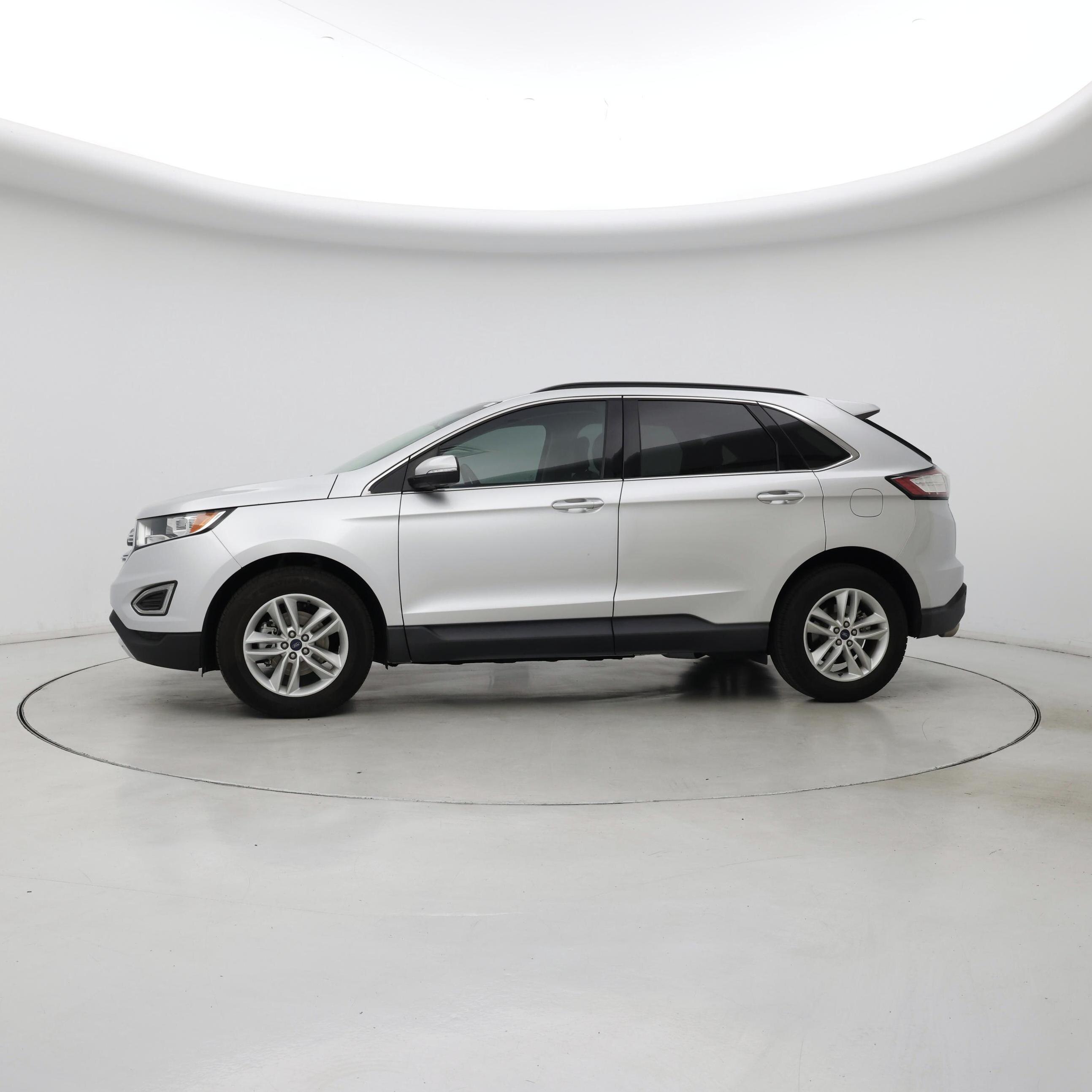 Thumbnail: 2017 Ford Edge - 3