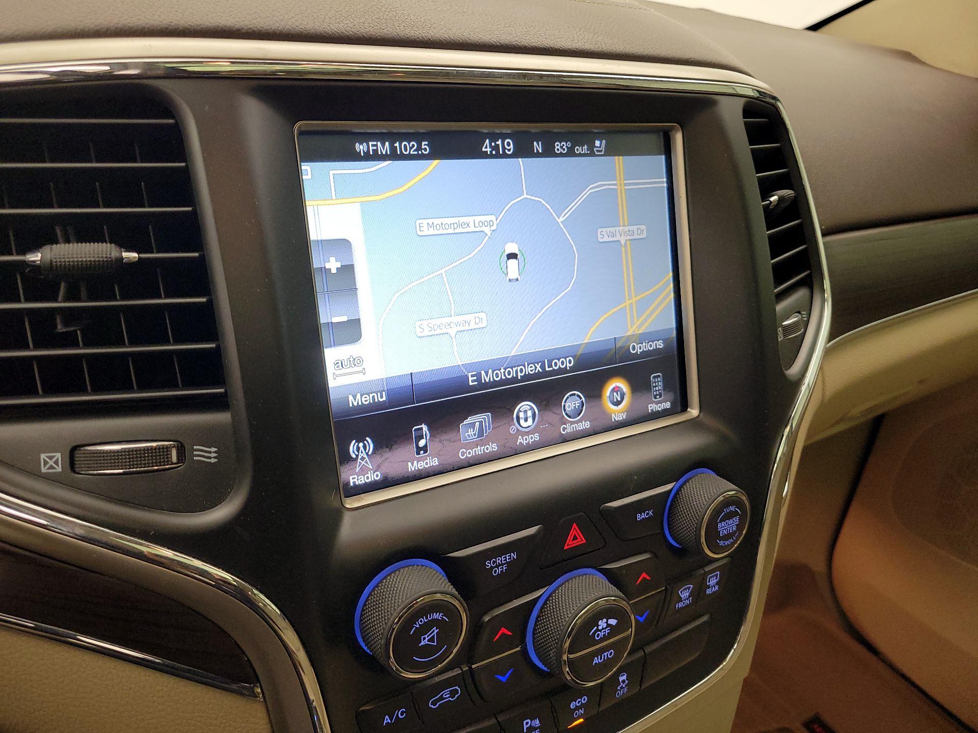 Thumbnail: 2014 Jeep Grand Cherokee - 14