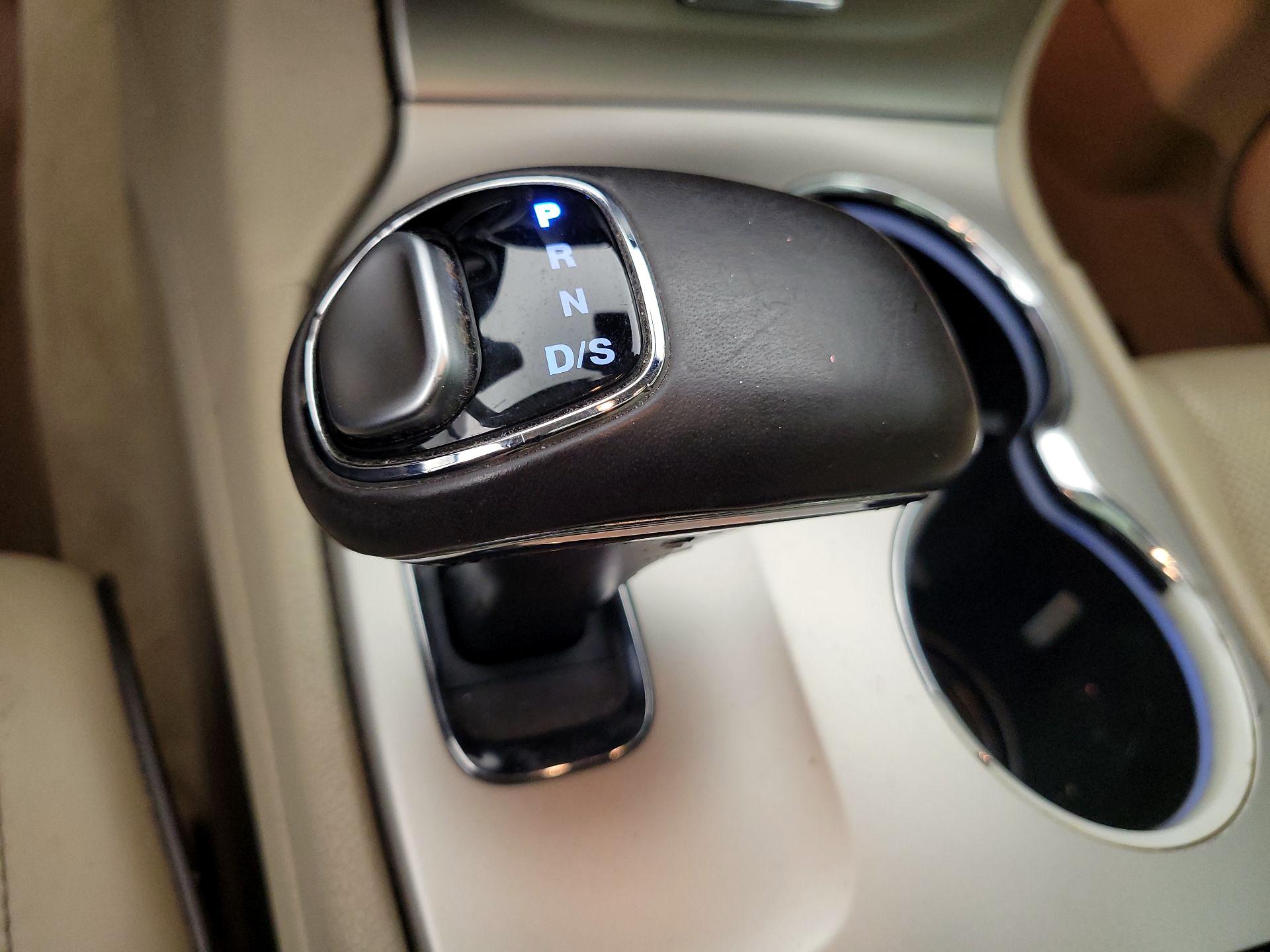 Thumbnail: 2014 Jeep Grand Cherokee - 18
