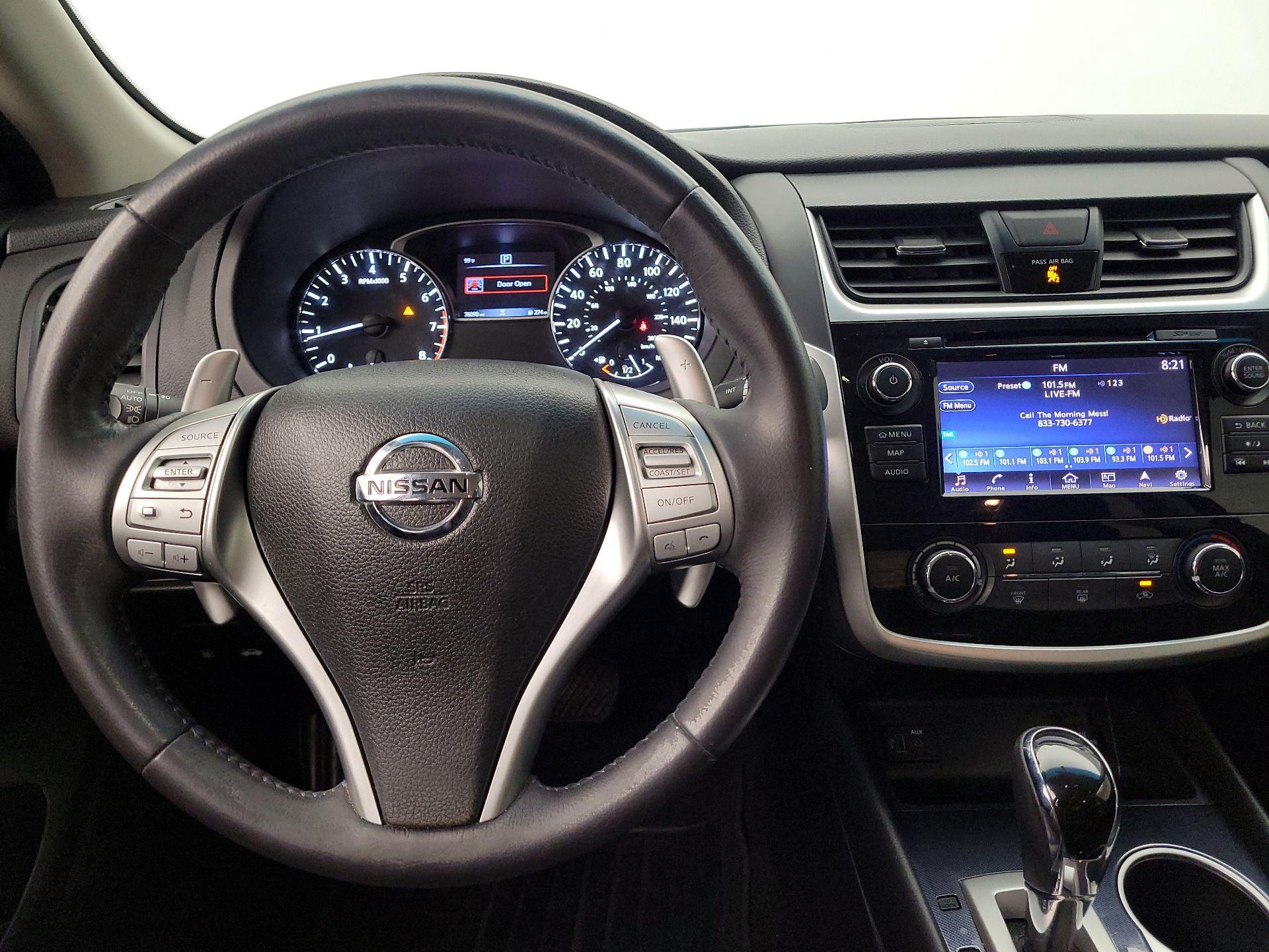 Thumbnail: 2018 Nissan Altima - 10