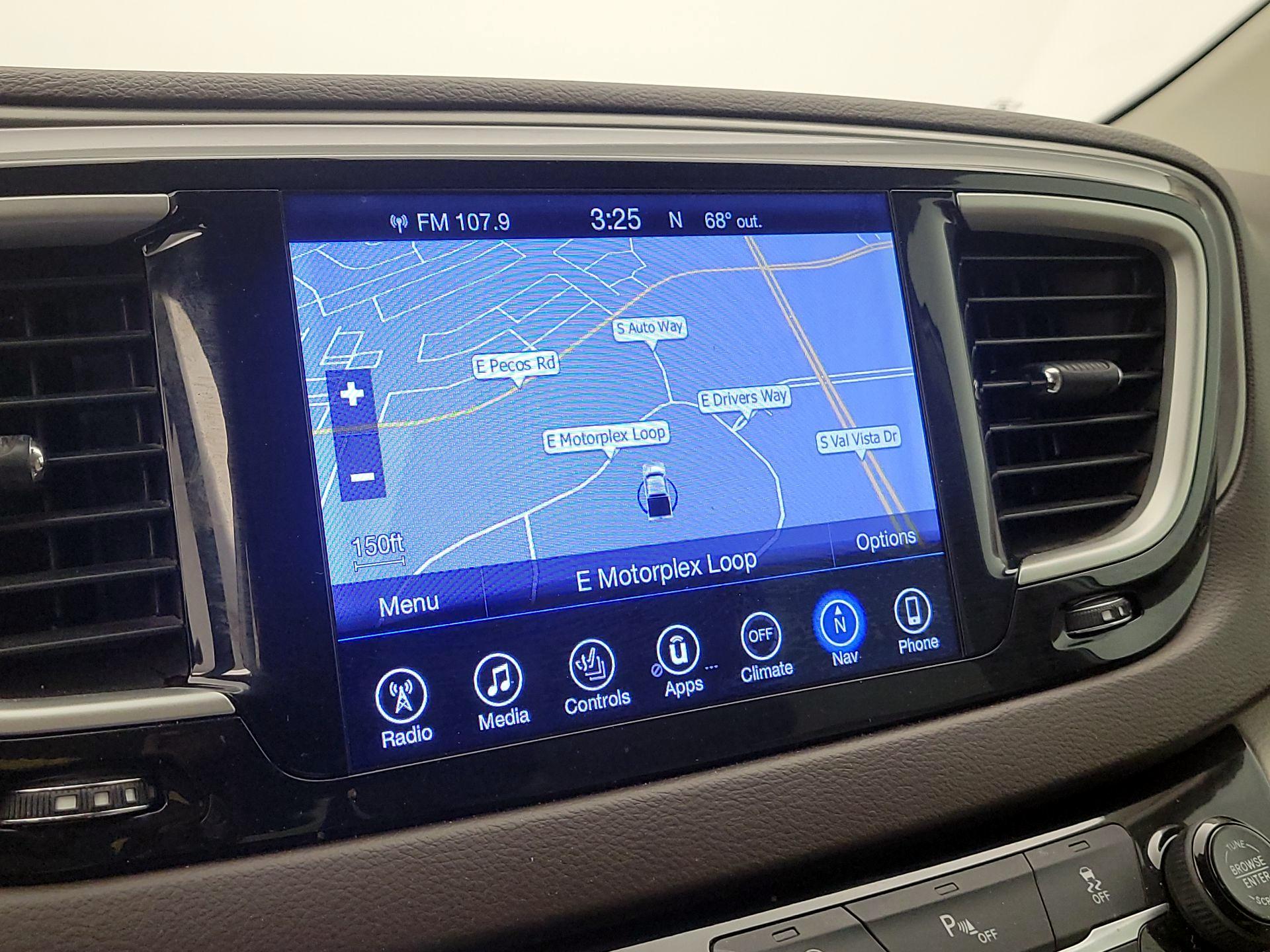 Thumbnail: 2017 Chrysler Pacifica - 14