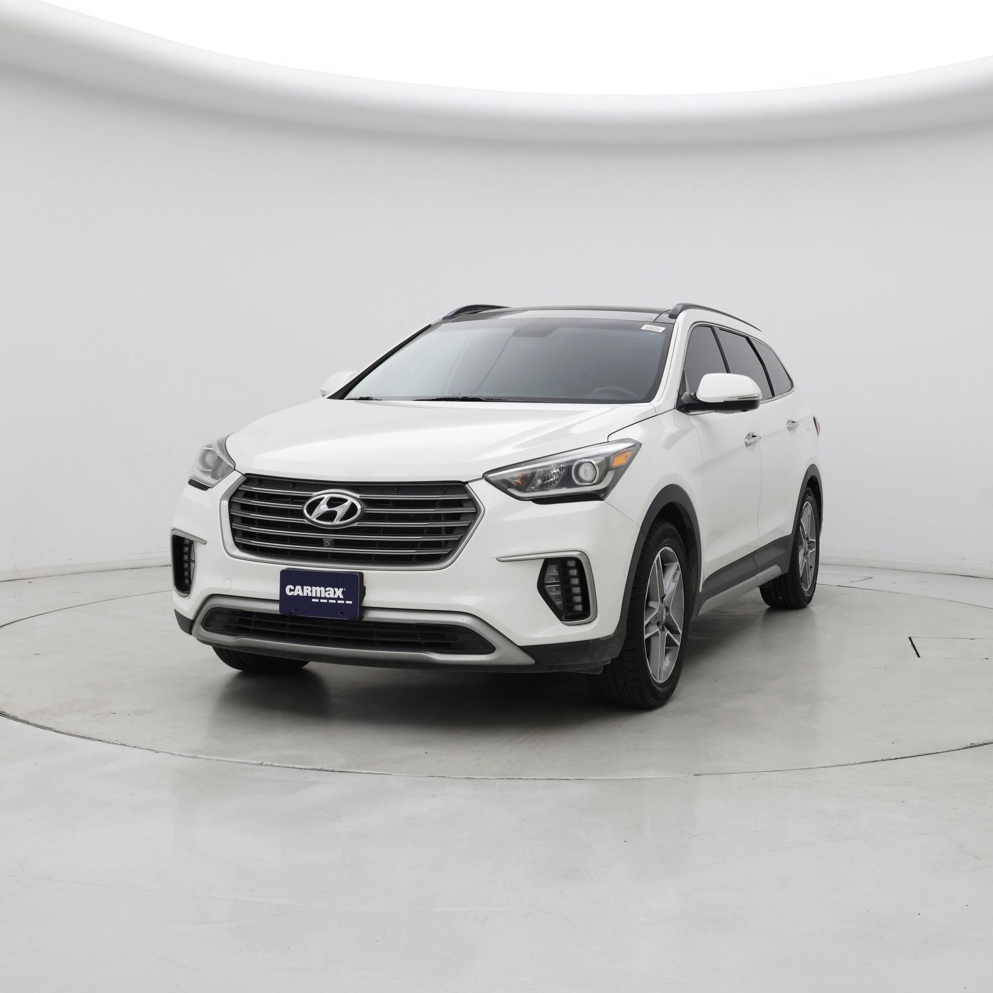 Thumbnail: 2017 Hyundai Santa Fe - 4