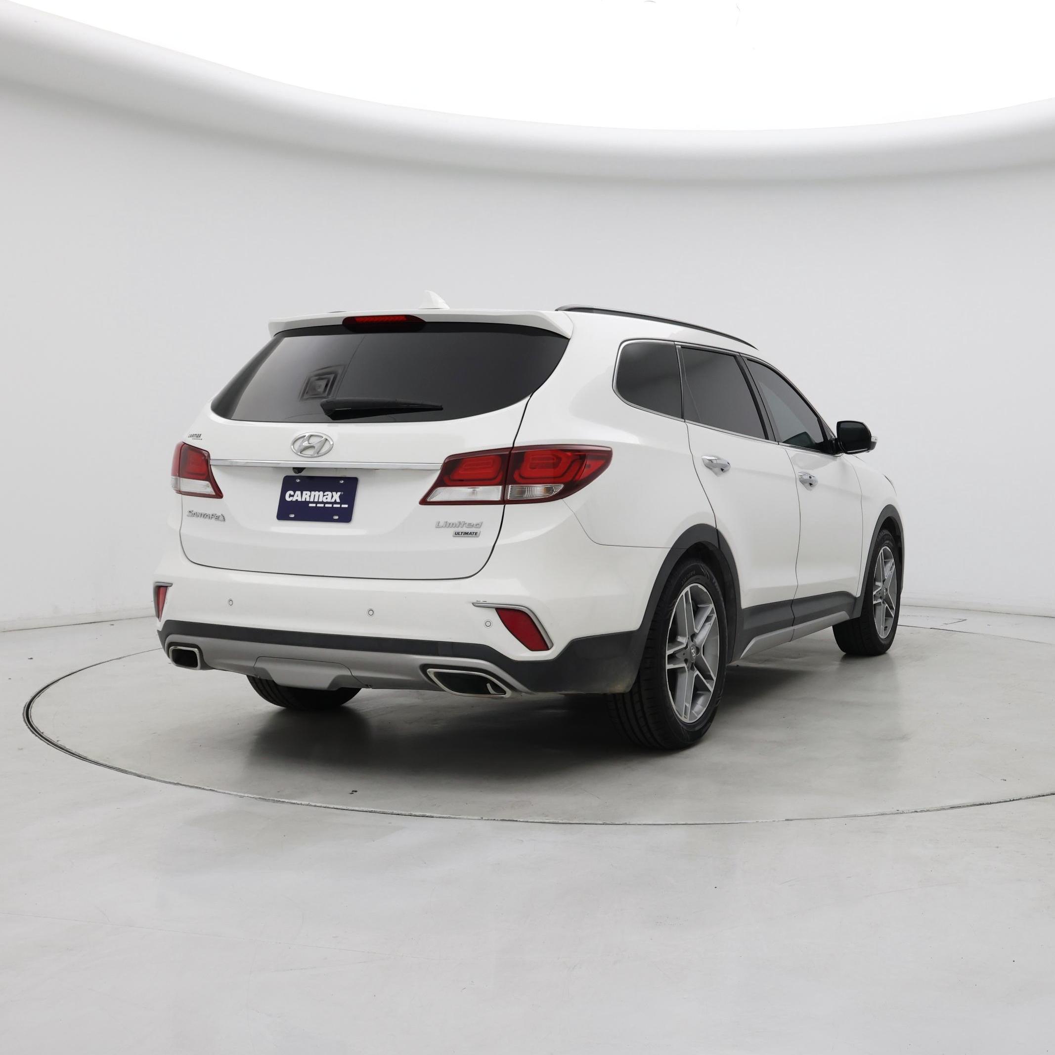 Thumbnail: 2017 Hyundai Santa Fe - 8