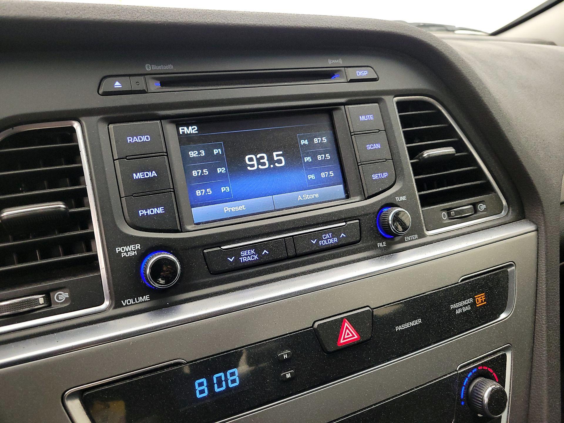 Thumbnail: 2015 Hyundai Sonata - 15