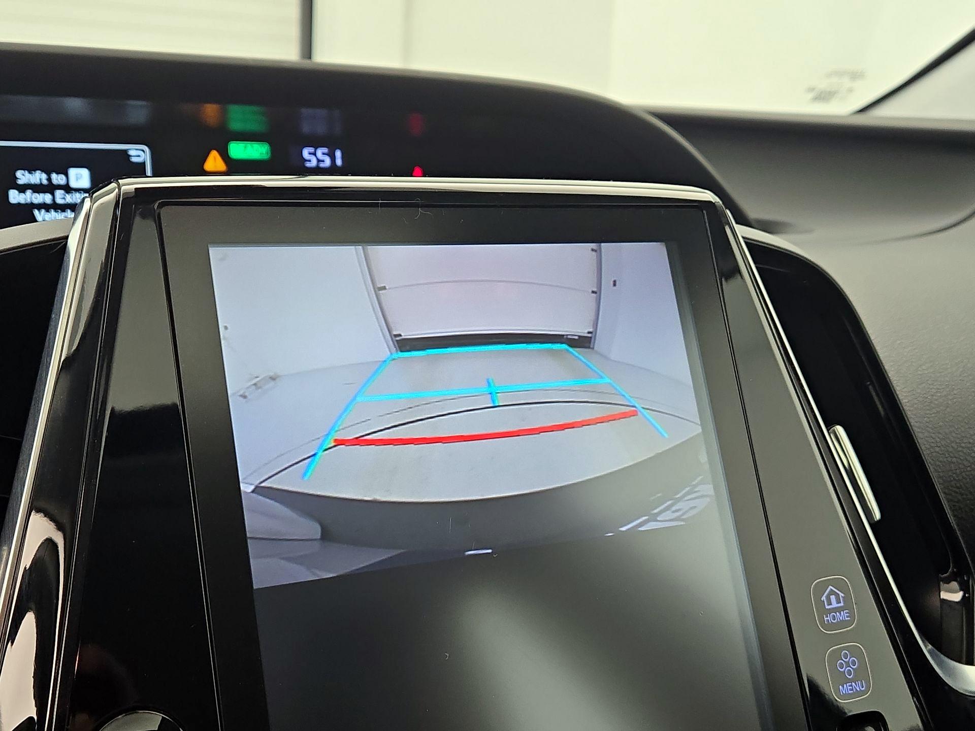 Thumbnail: 2018 Toyota Prius - 15