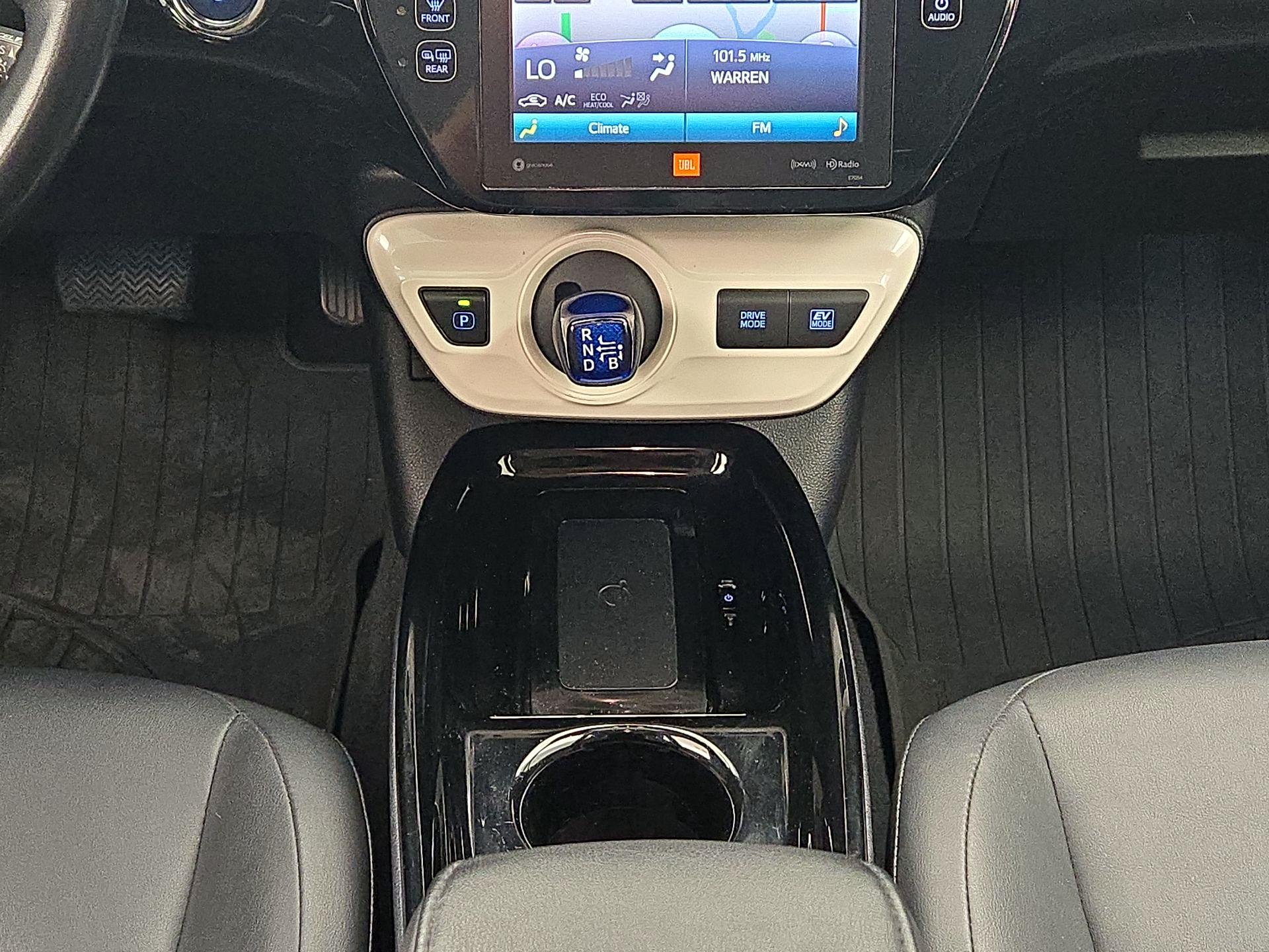 Thumbnail: 2018 Toyota Prius - 18