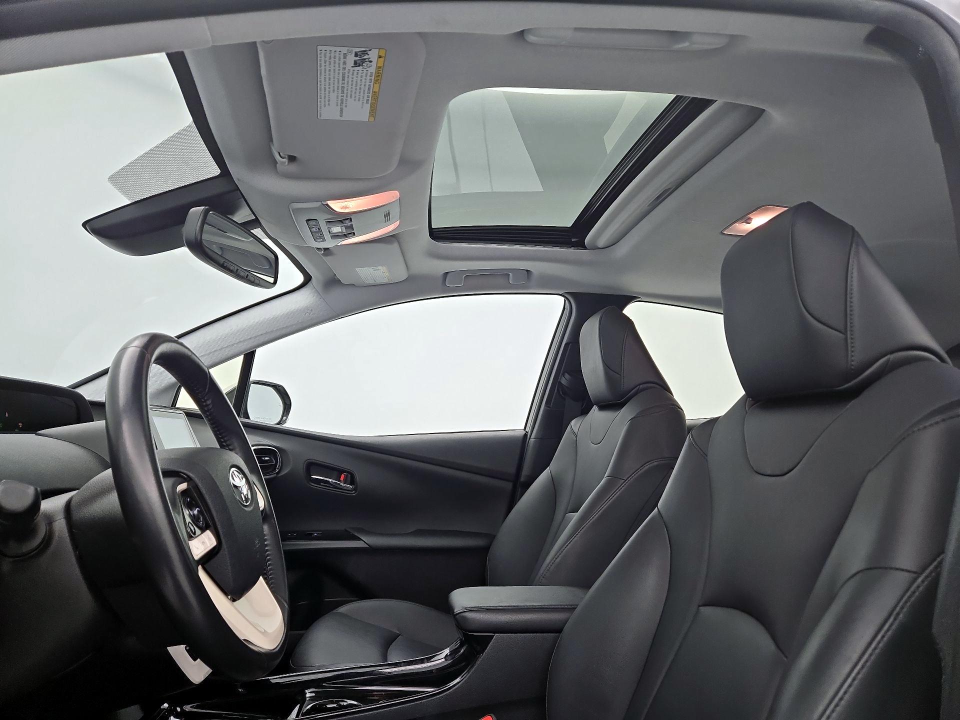 Thumbnail: 2018 Toyota Prius - 20