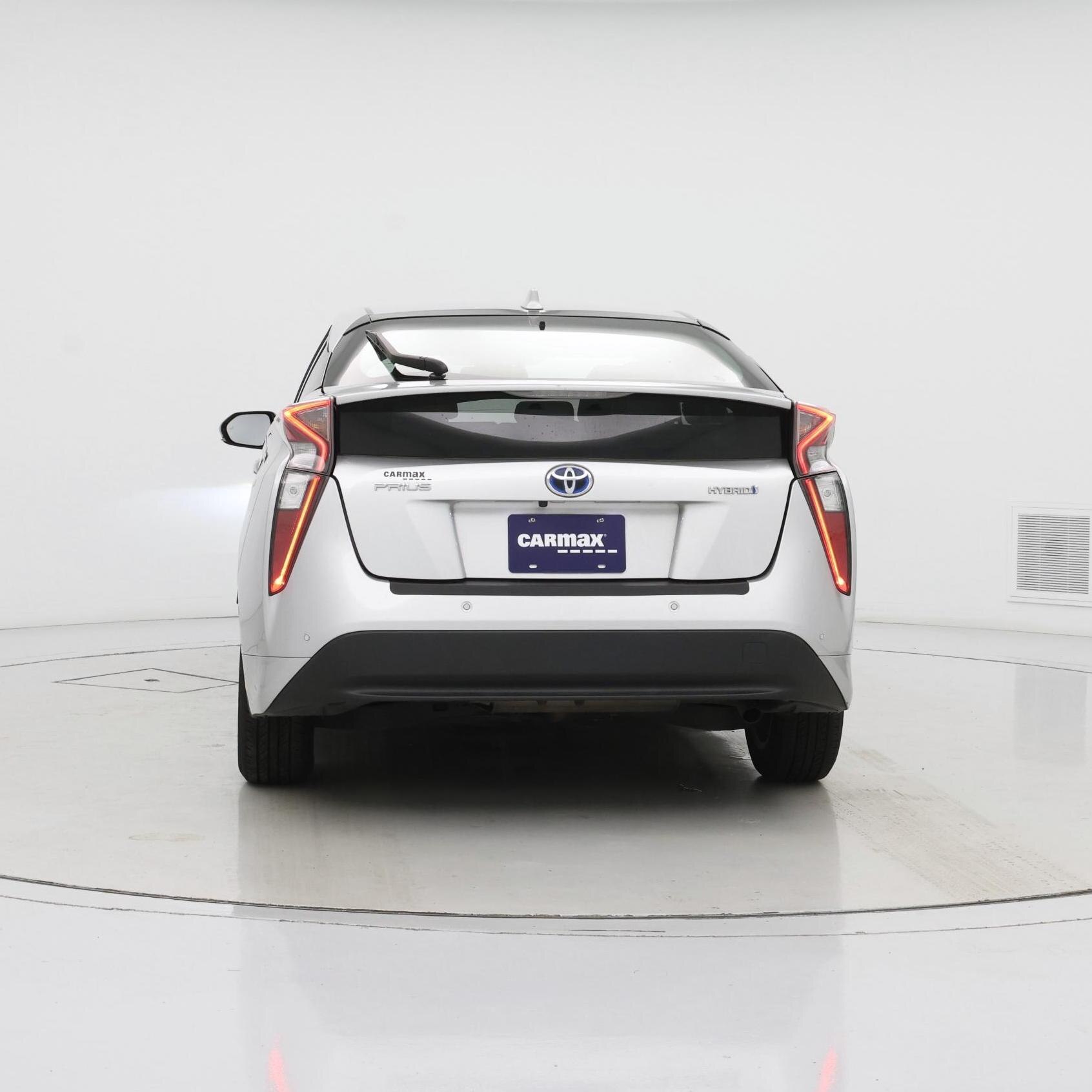 Thumbnail: 2018 Toyota Prius - 6