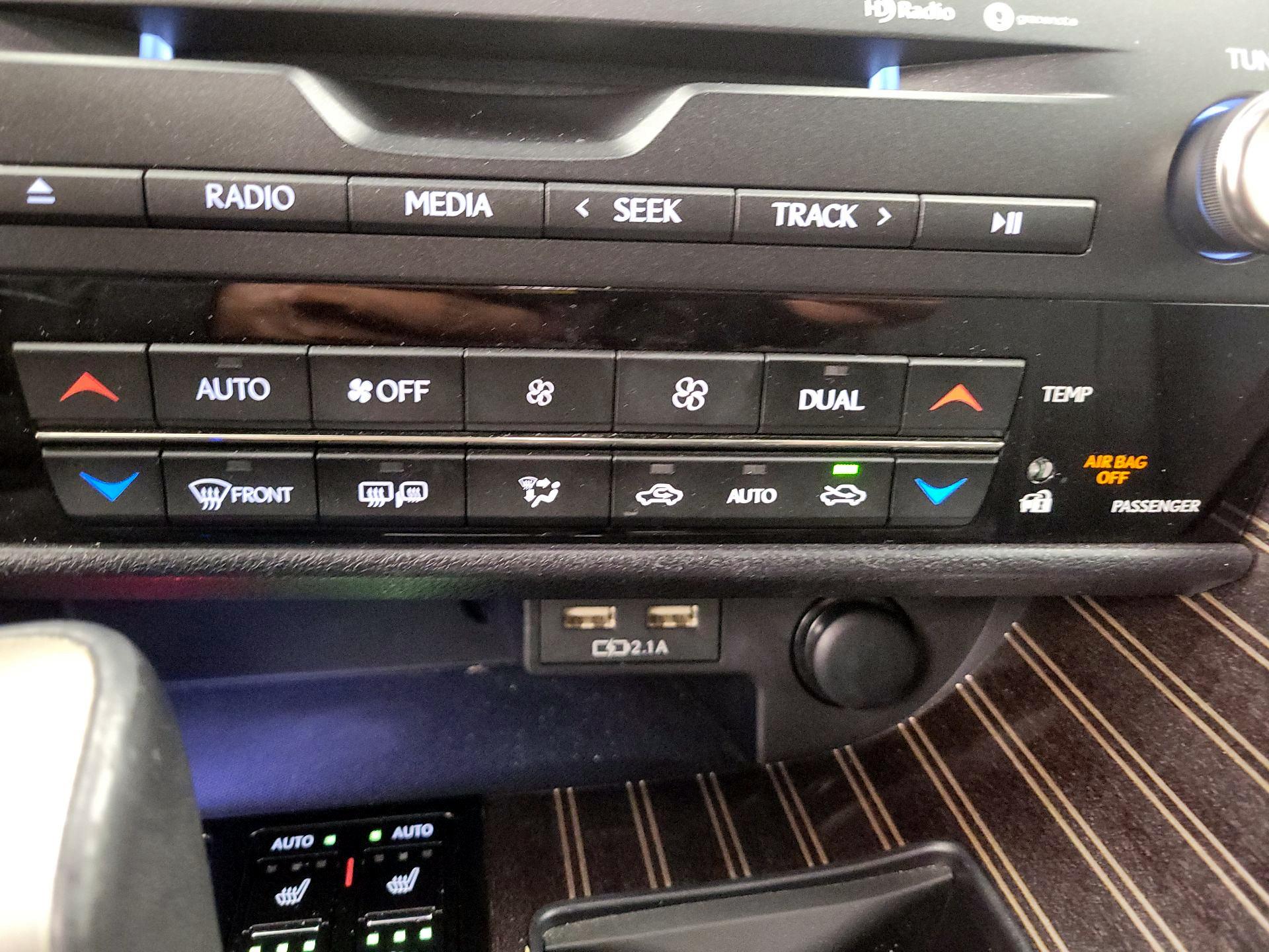 Thumbnail: 2020 Lexus RX - 16