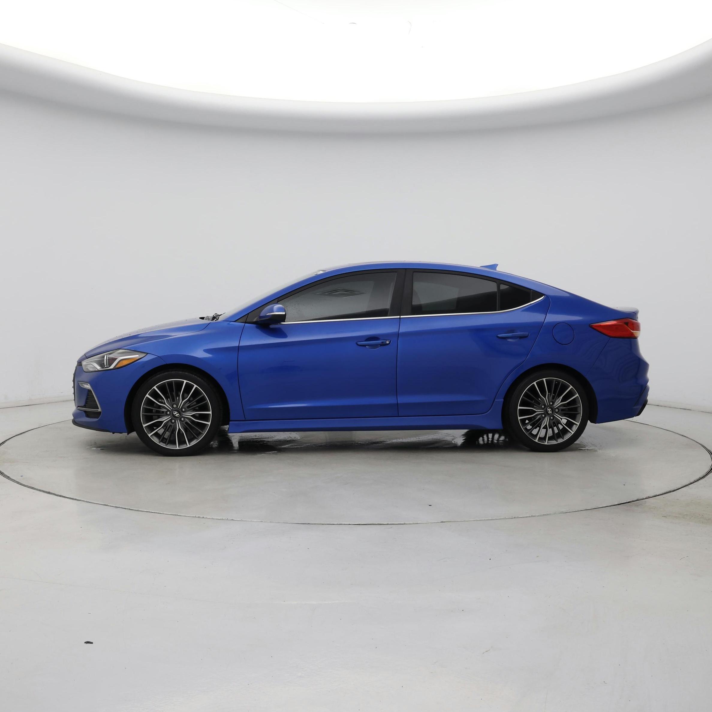 Thumbnail: 2018 Hyundai Elantra - 3