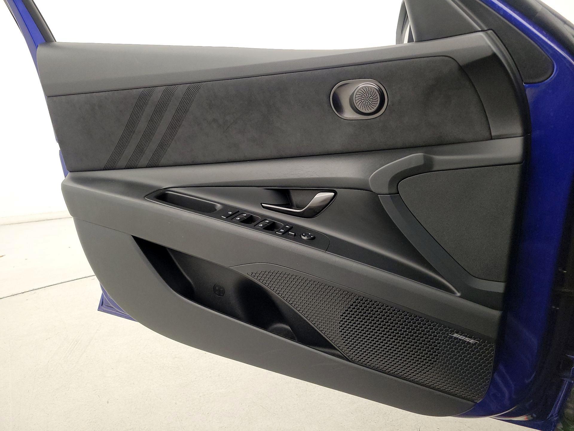 Thumbnail: 2023 Hyundai Elantra - 12