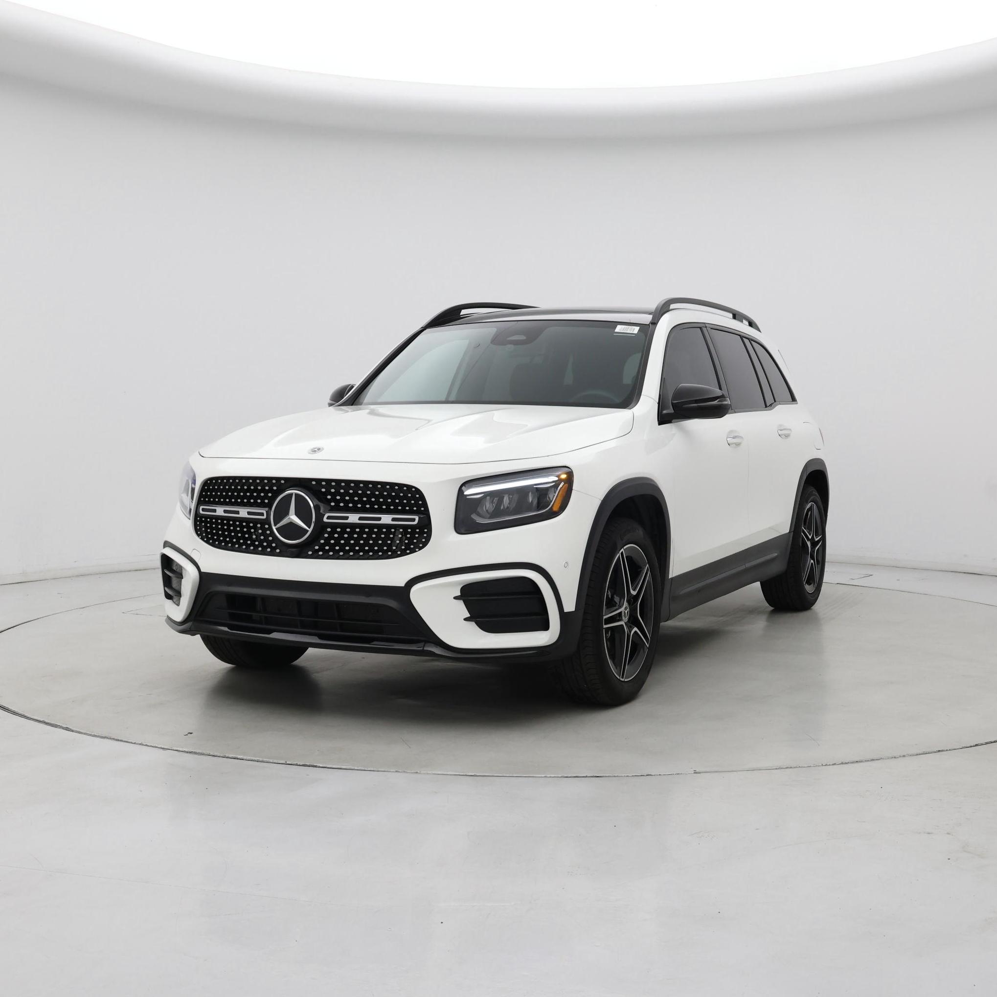 Thumbnail: 2024 Mercedes-Benz GLB - 4
