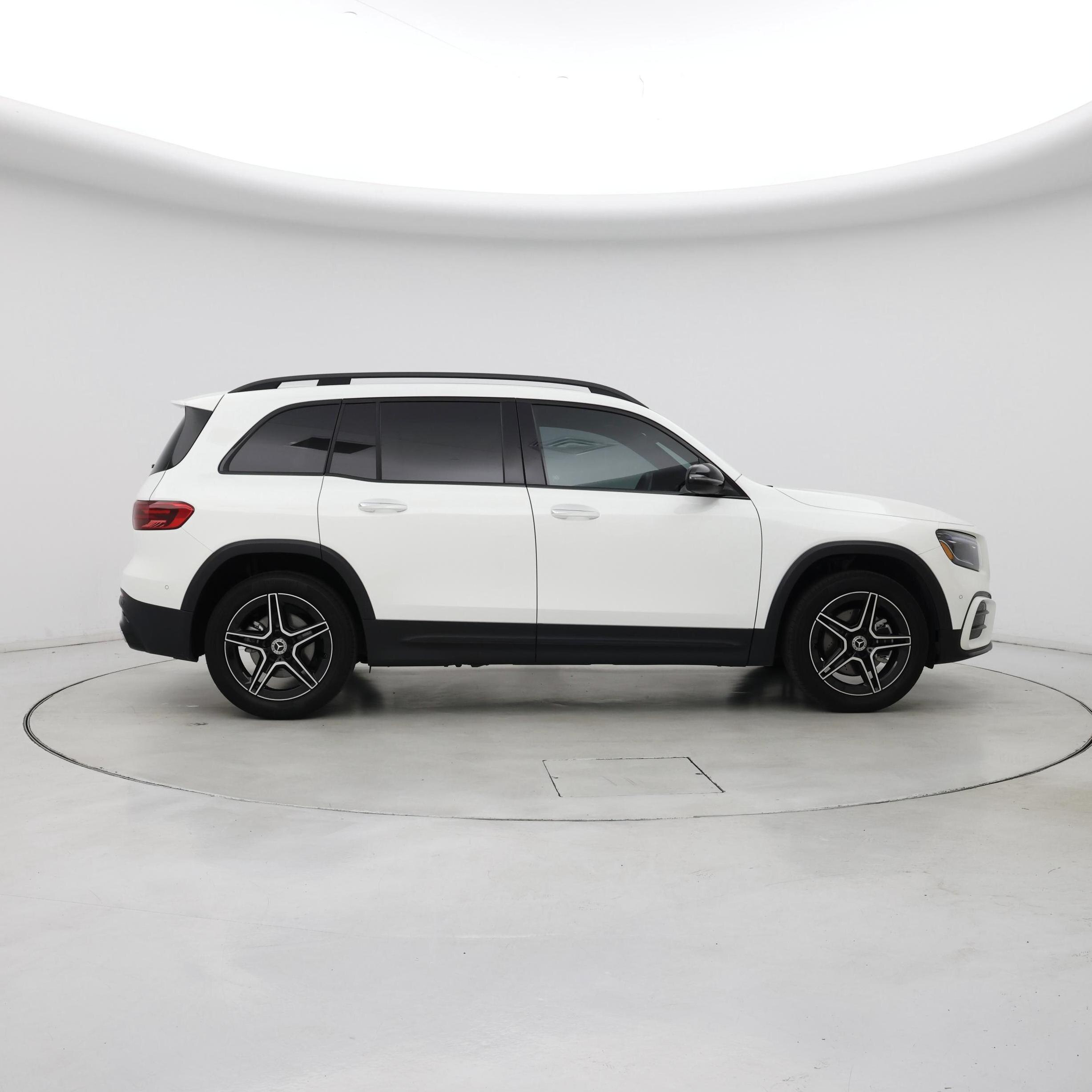 Thumbnail: 2024 Mercedes-Benz GLB - 7
