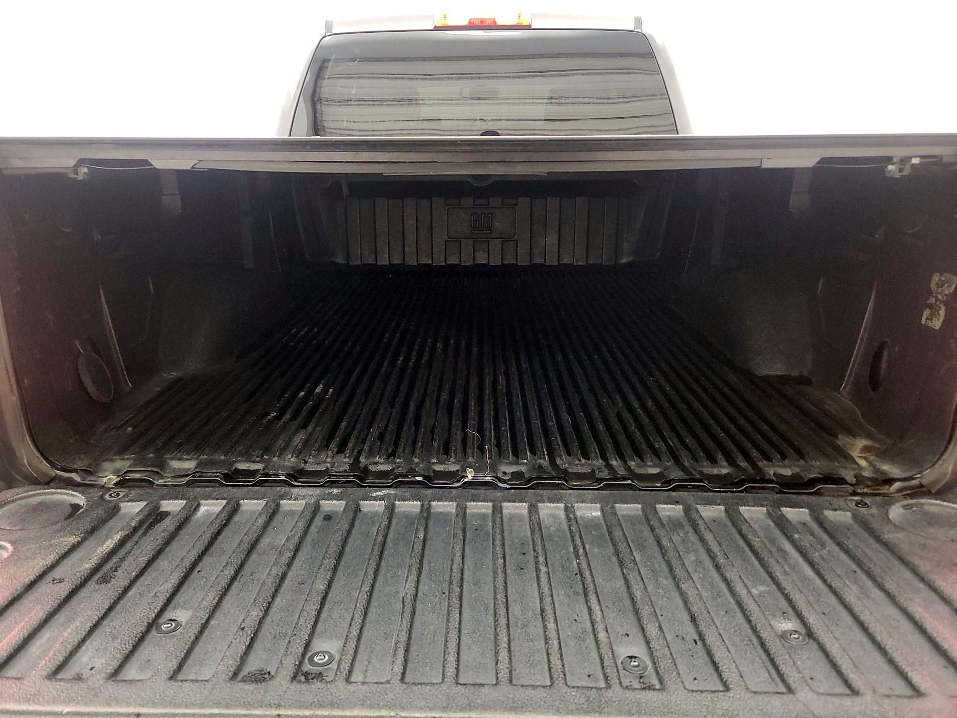 Thumbnail: 2015 Chevrolet Silverado 1500 - 19