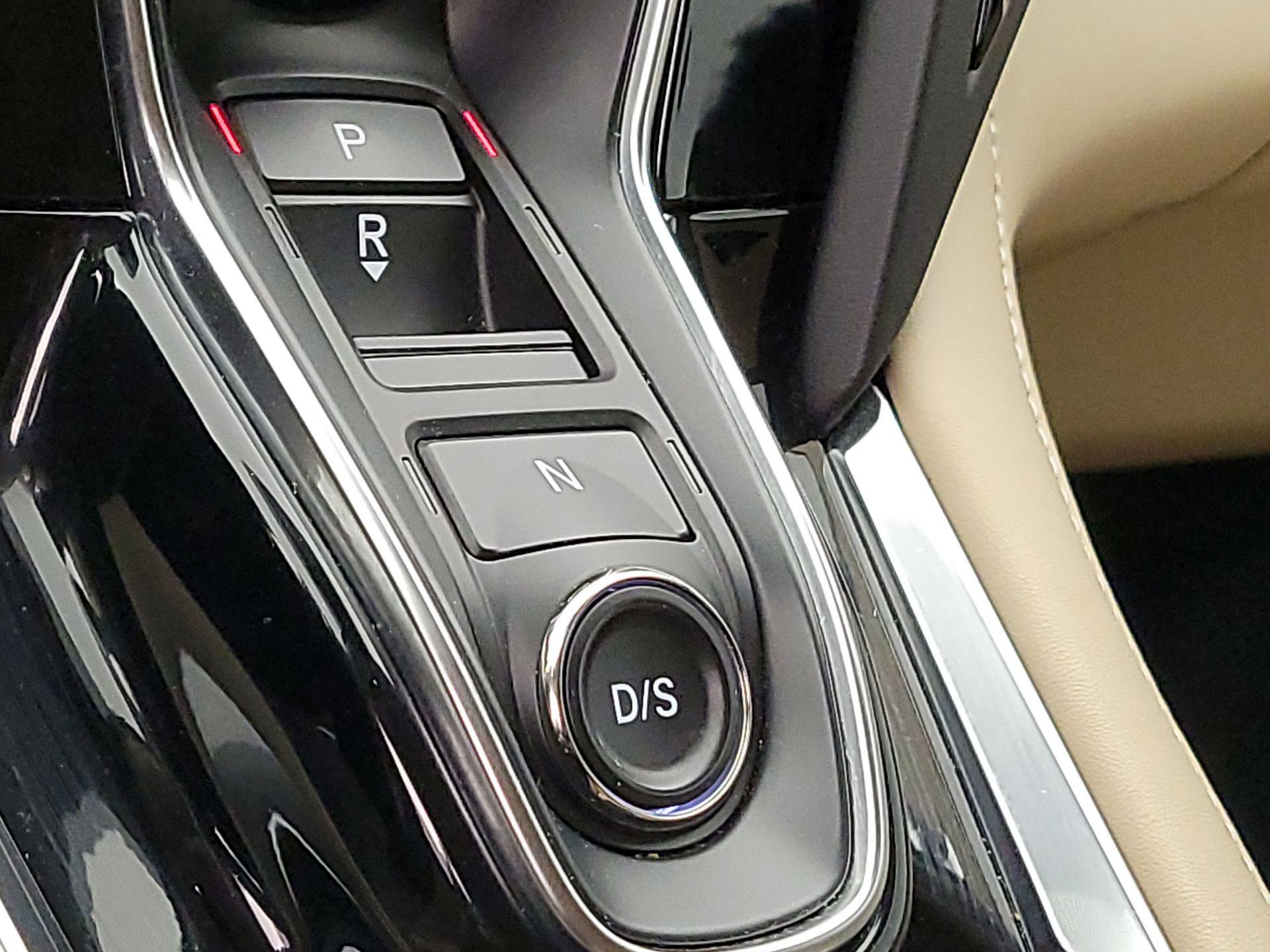 Thumbnail: 2021 Acura RDX - 18