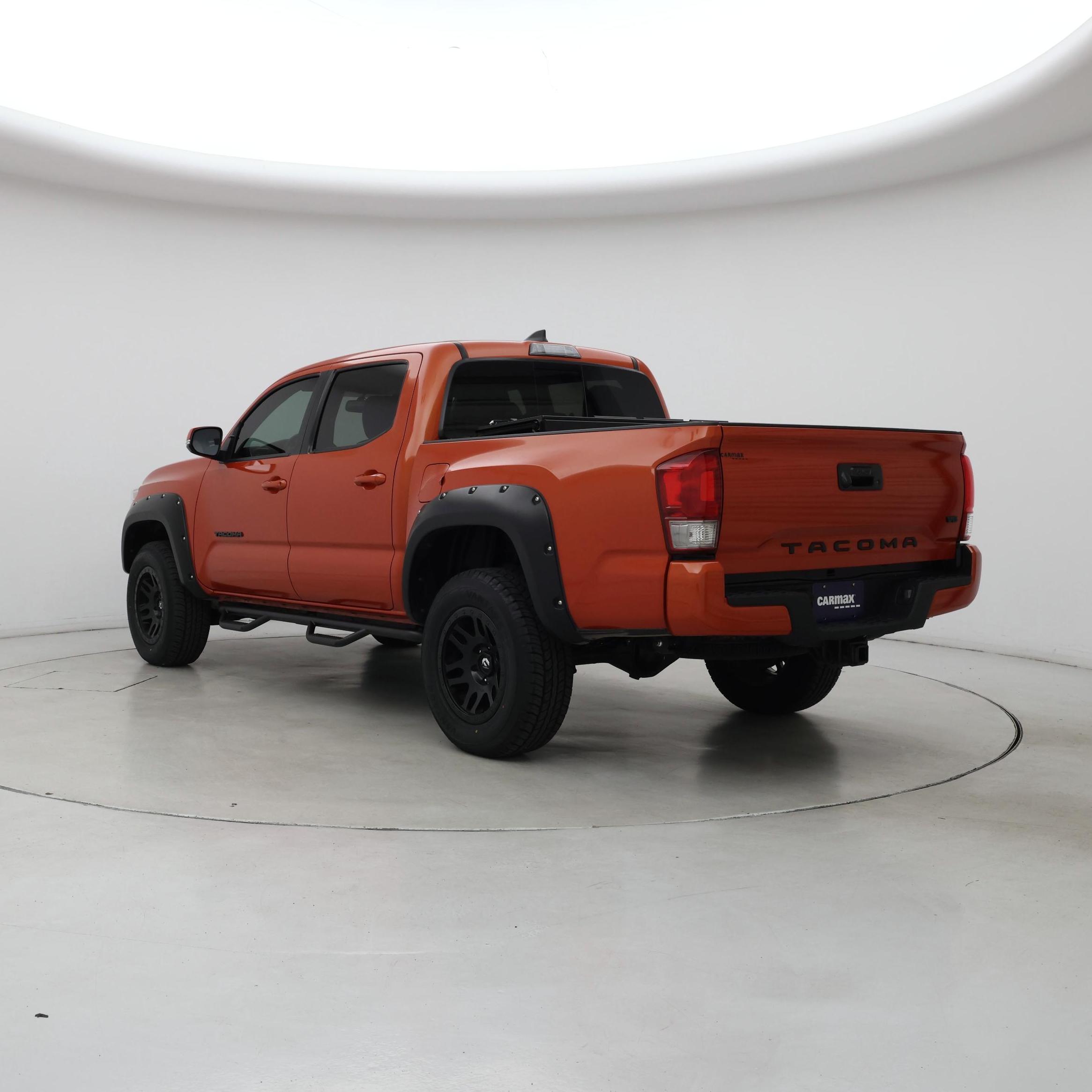 Thumbnail: 2017 Toyota Tacoma - 2