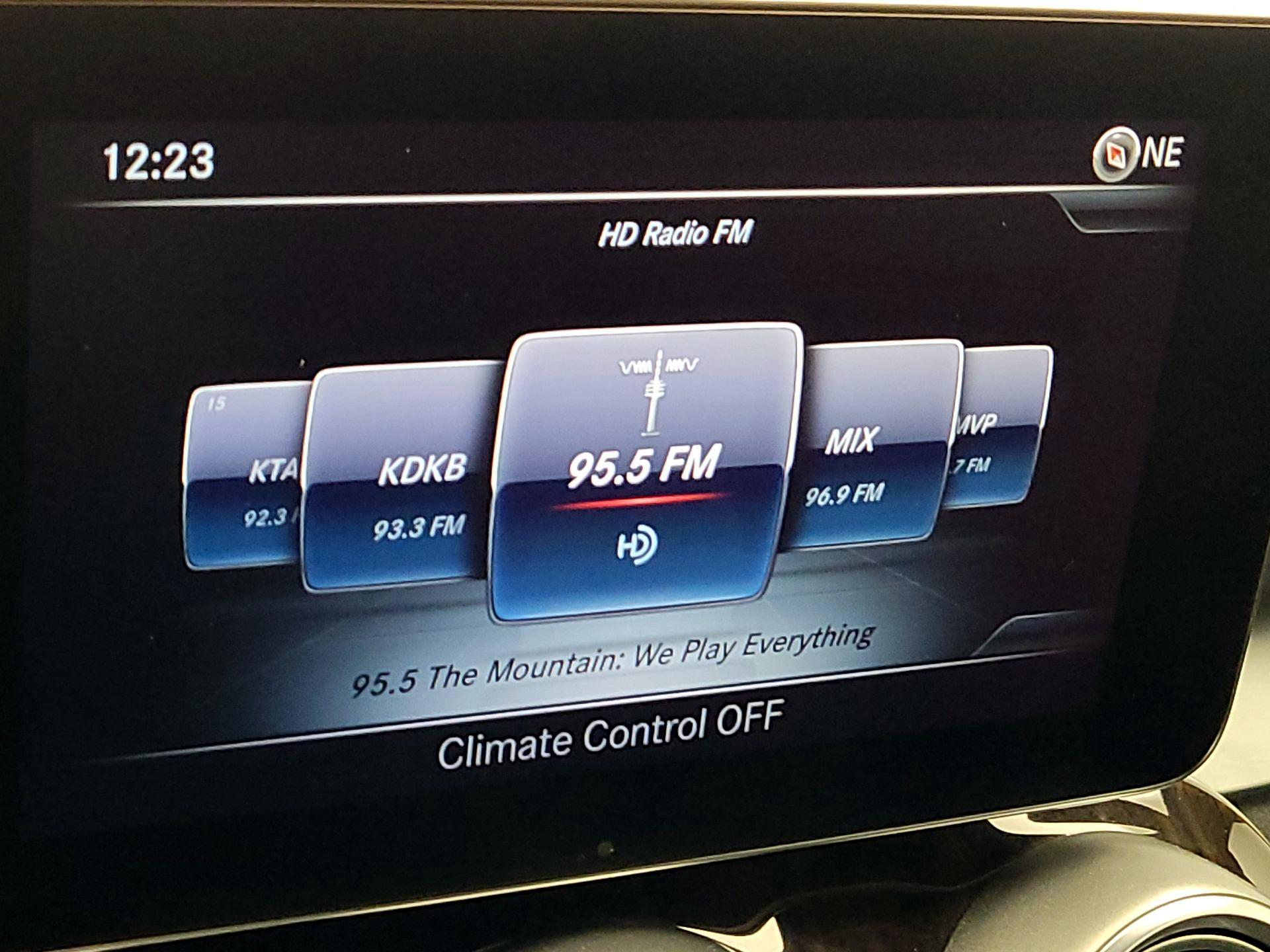 Thumbnail: 2018 Mercedes-Benz GLC - 15