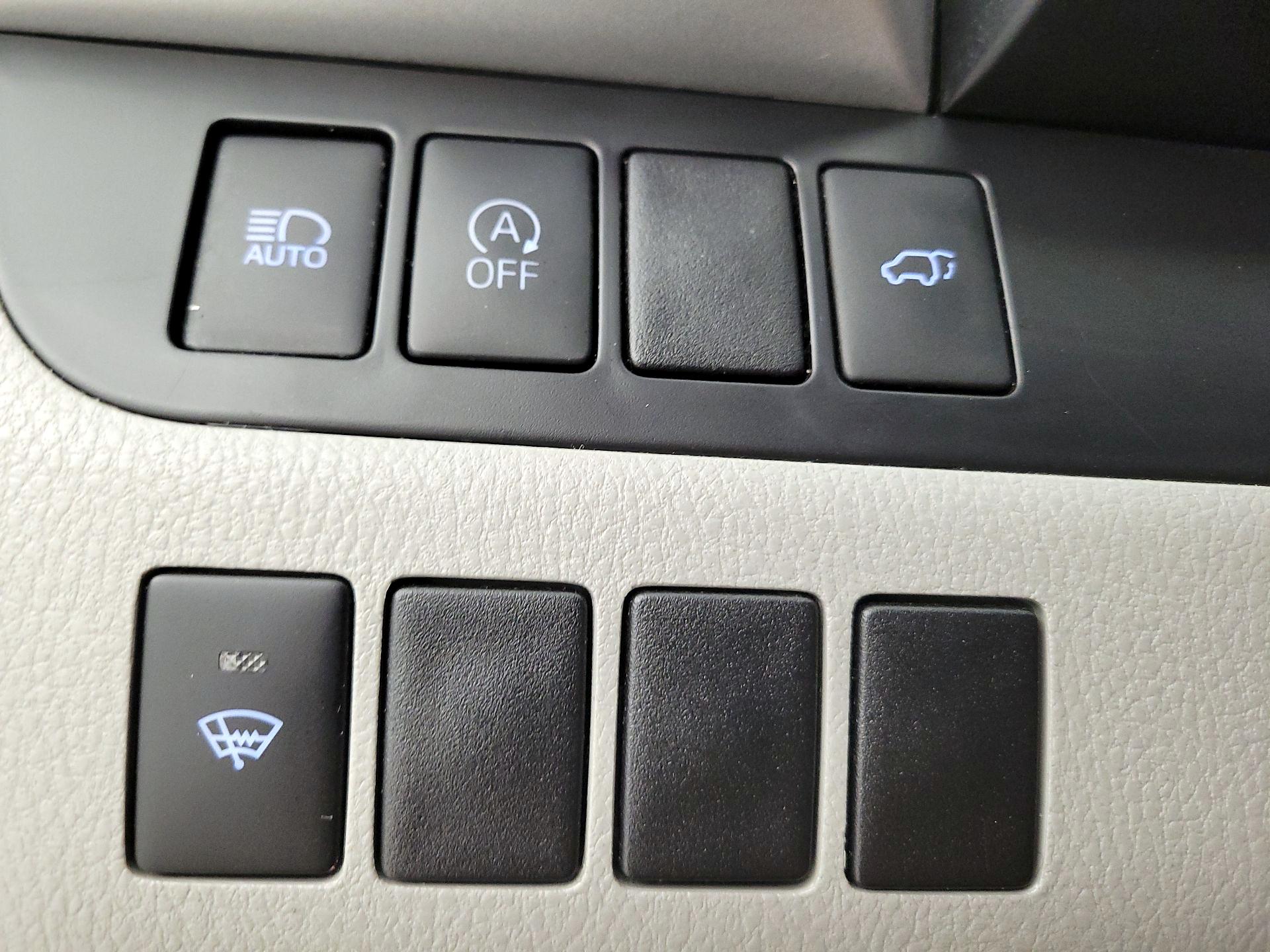 Thumbnail: 2019 Toyota Highlander - 13