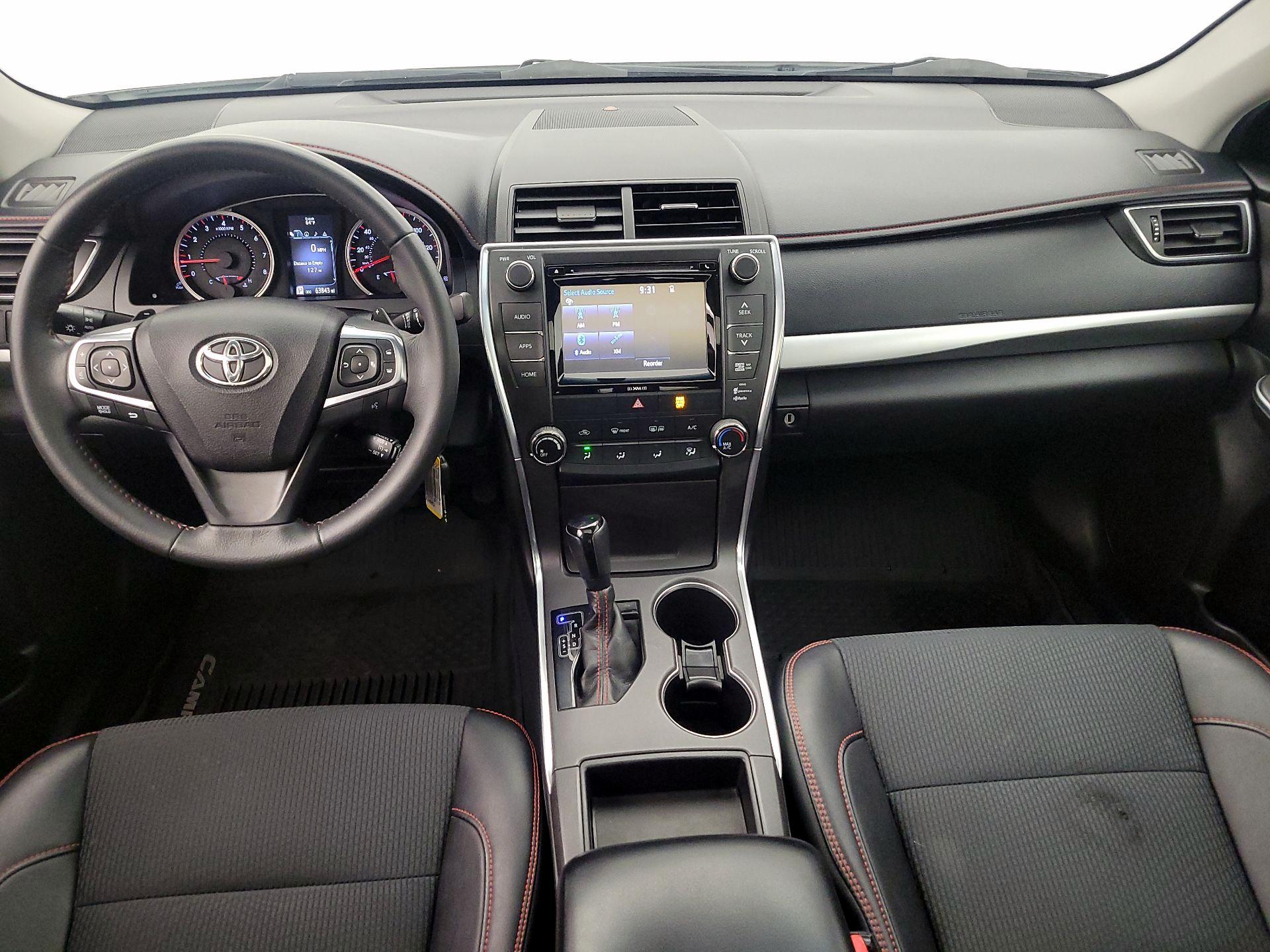 Thumbnail: 2017 Toyota Camry - 9