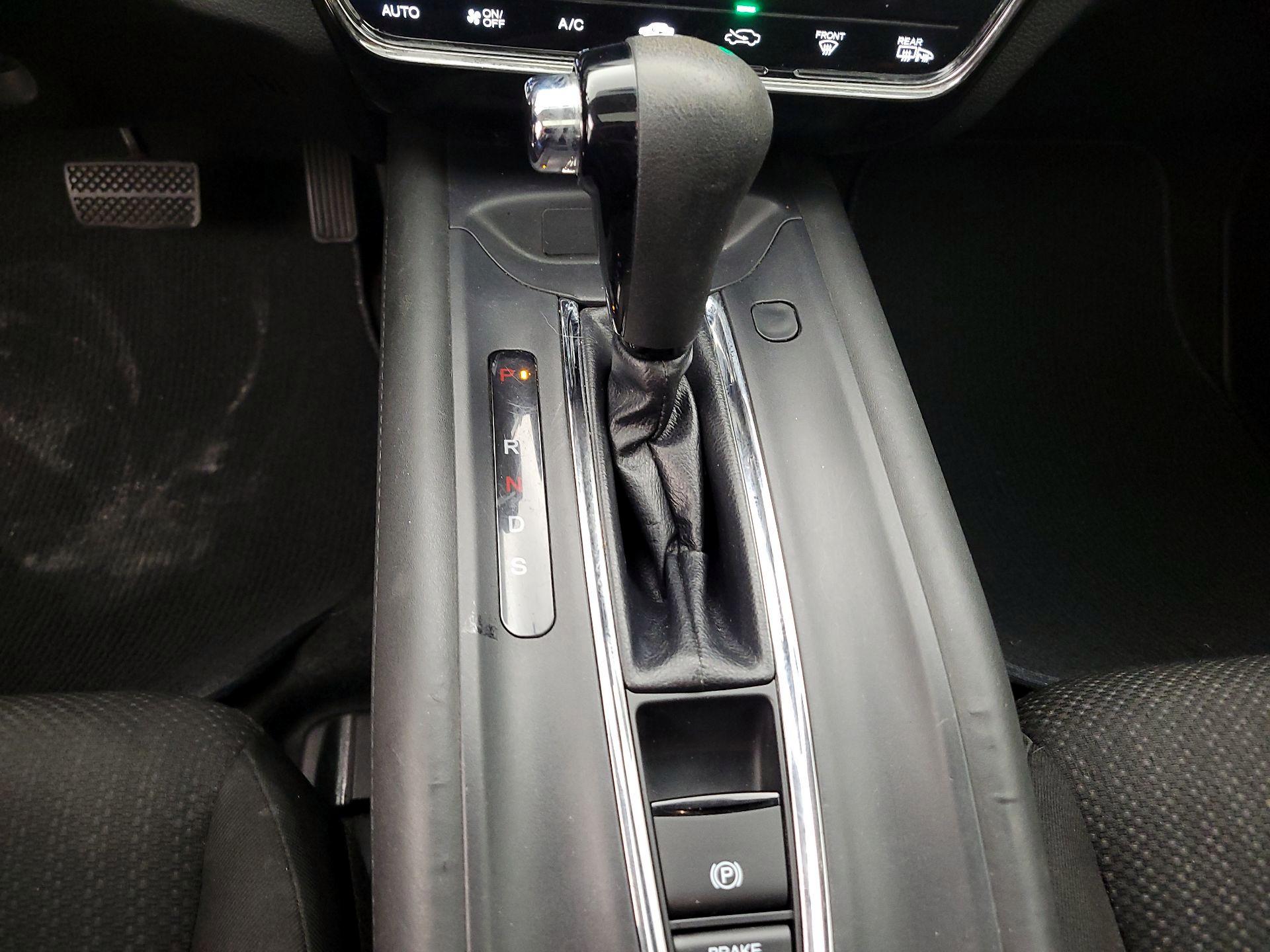 Thumbnail: 2018 Honda HR-V - 17