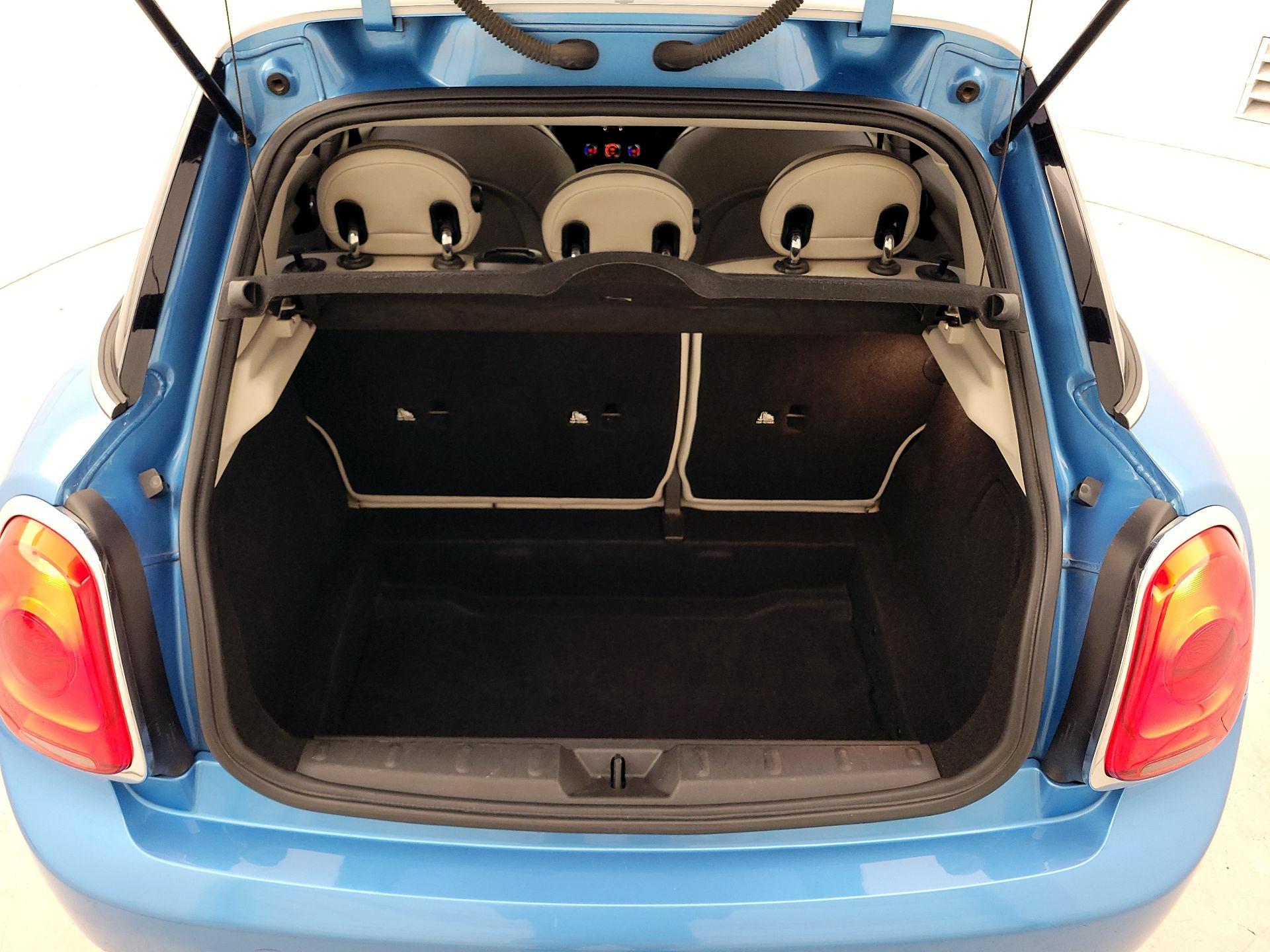 Thumbnail: 2017 MINI Cooper Hardtop - 20