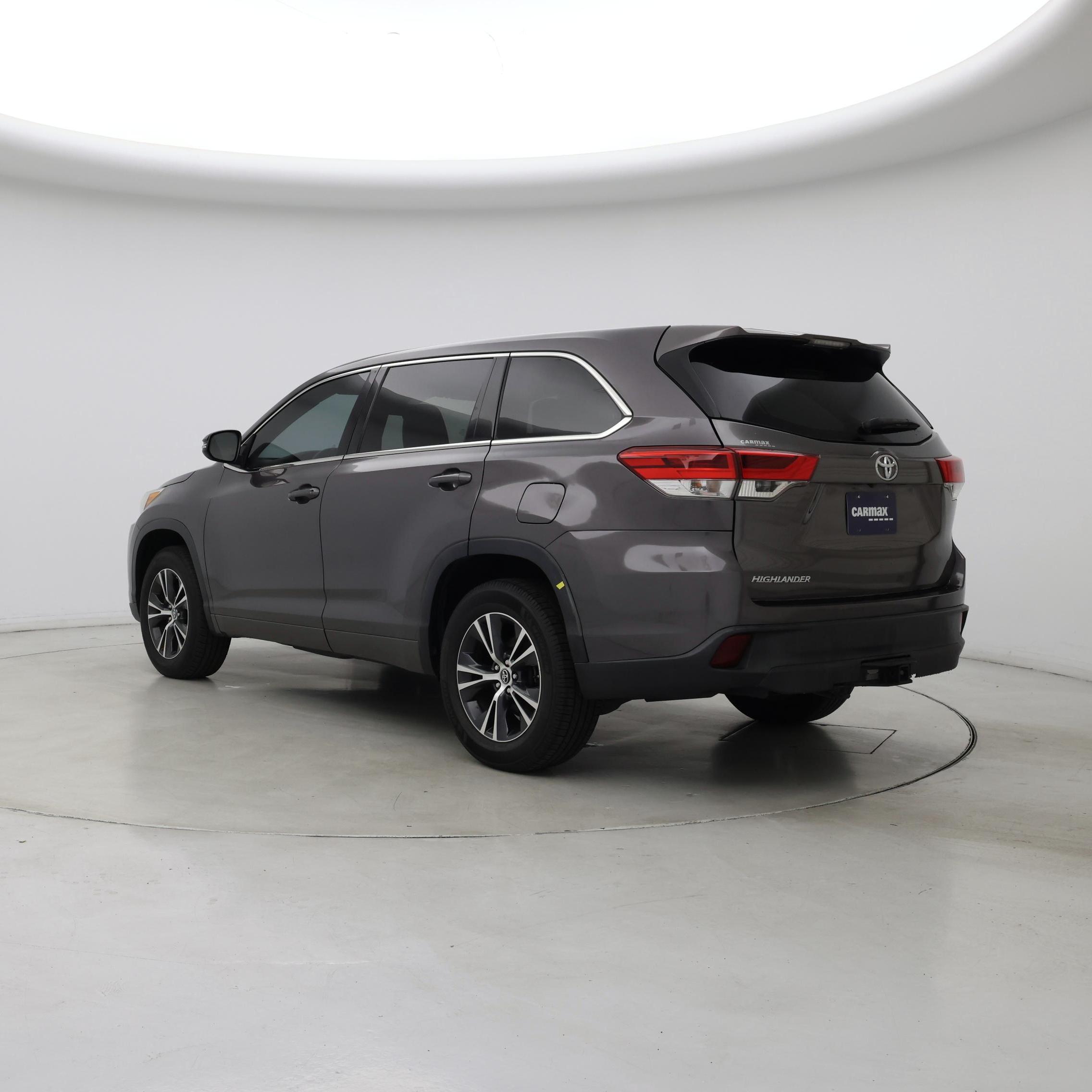 Thumbnail: 2018 Toyota Highlander - 2