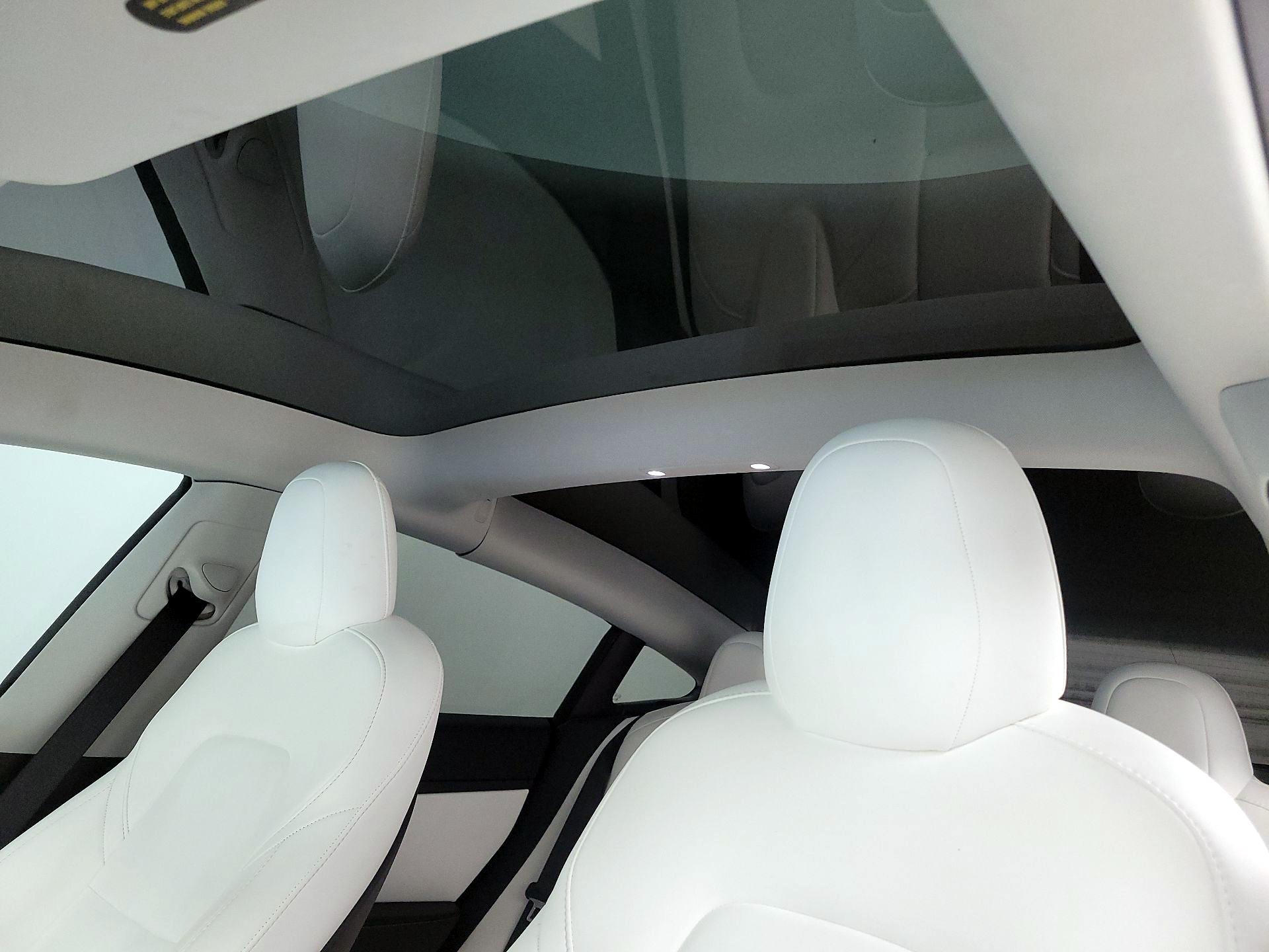Thumbnail: 2021 Tesla Model 3 - 18