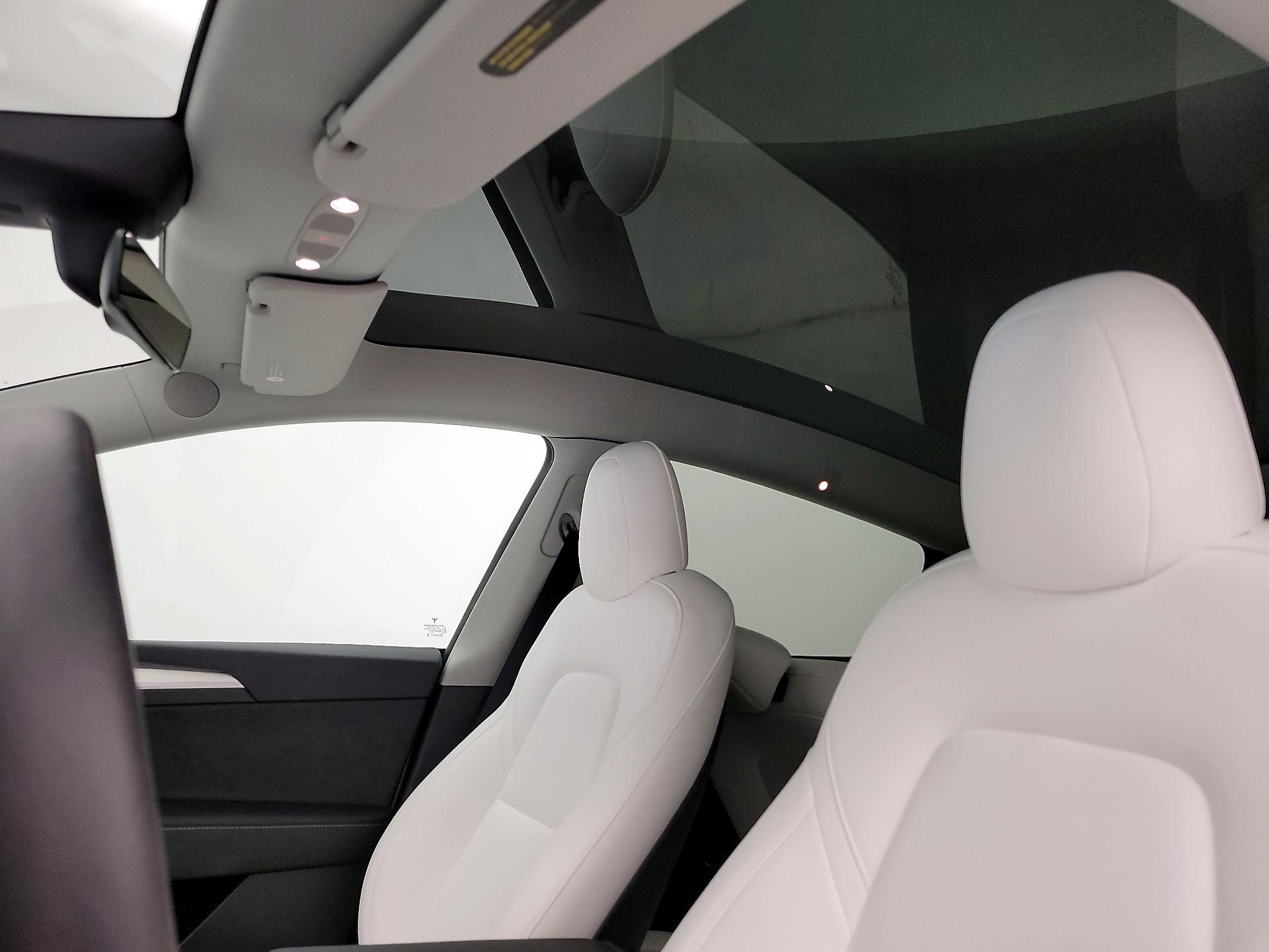 Thumbnail: 2023 Tesla Model Y - 18