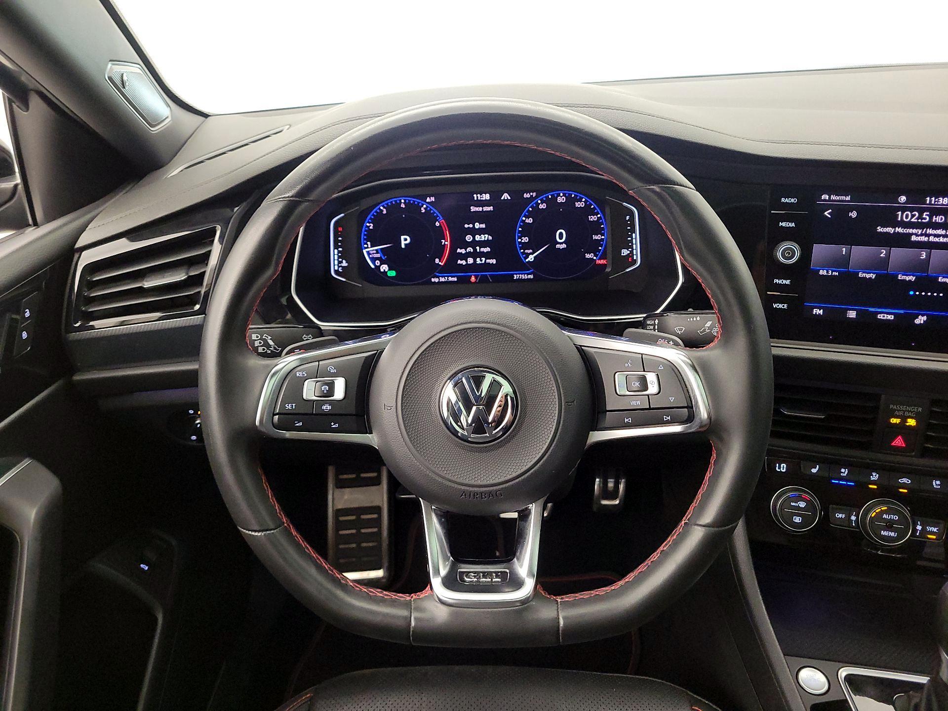 Thumbnail: 2021 Volkswagen Jetta - 10