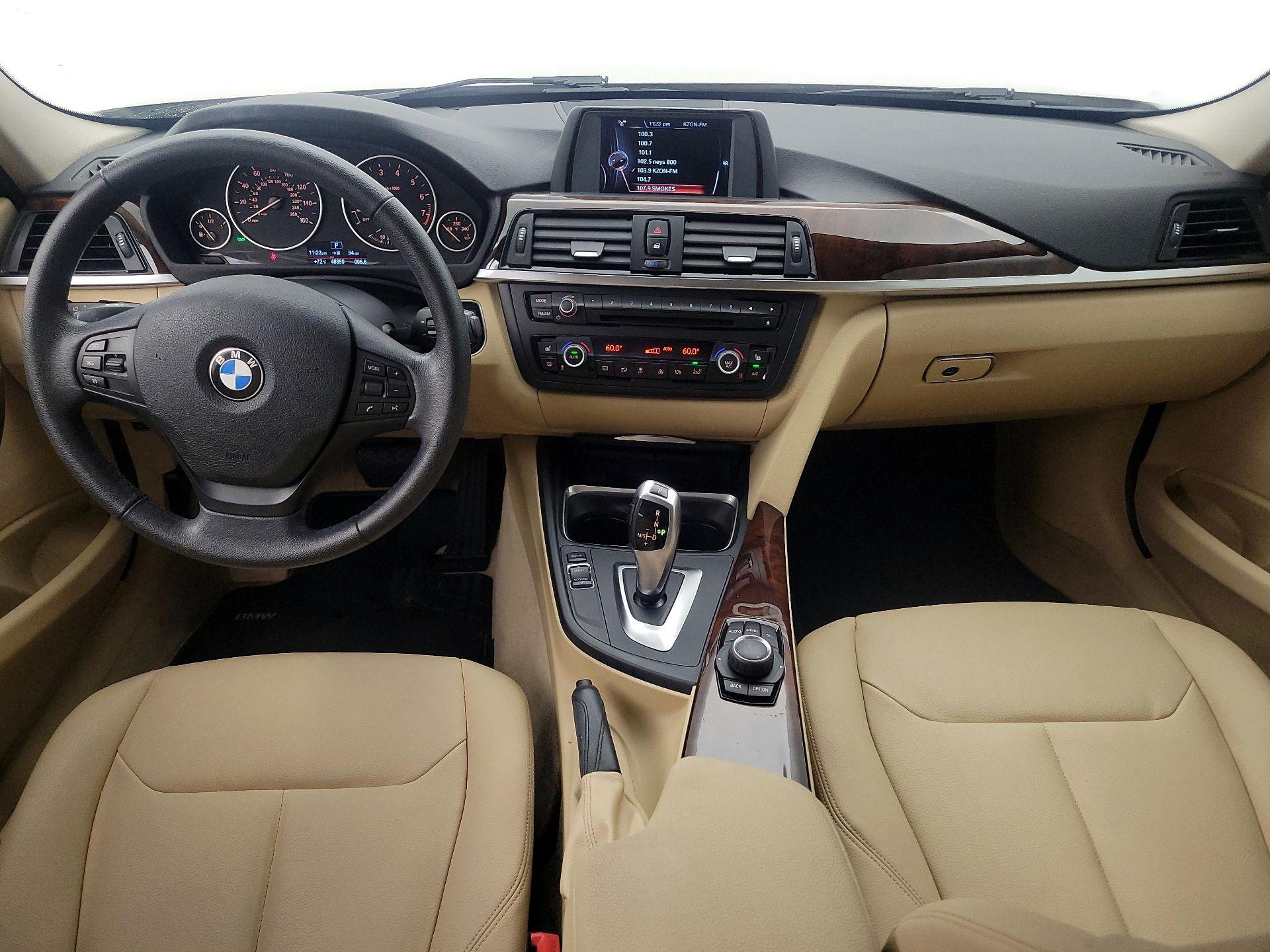 Thumbnail: 2015 BMW 3 Series - 9