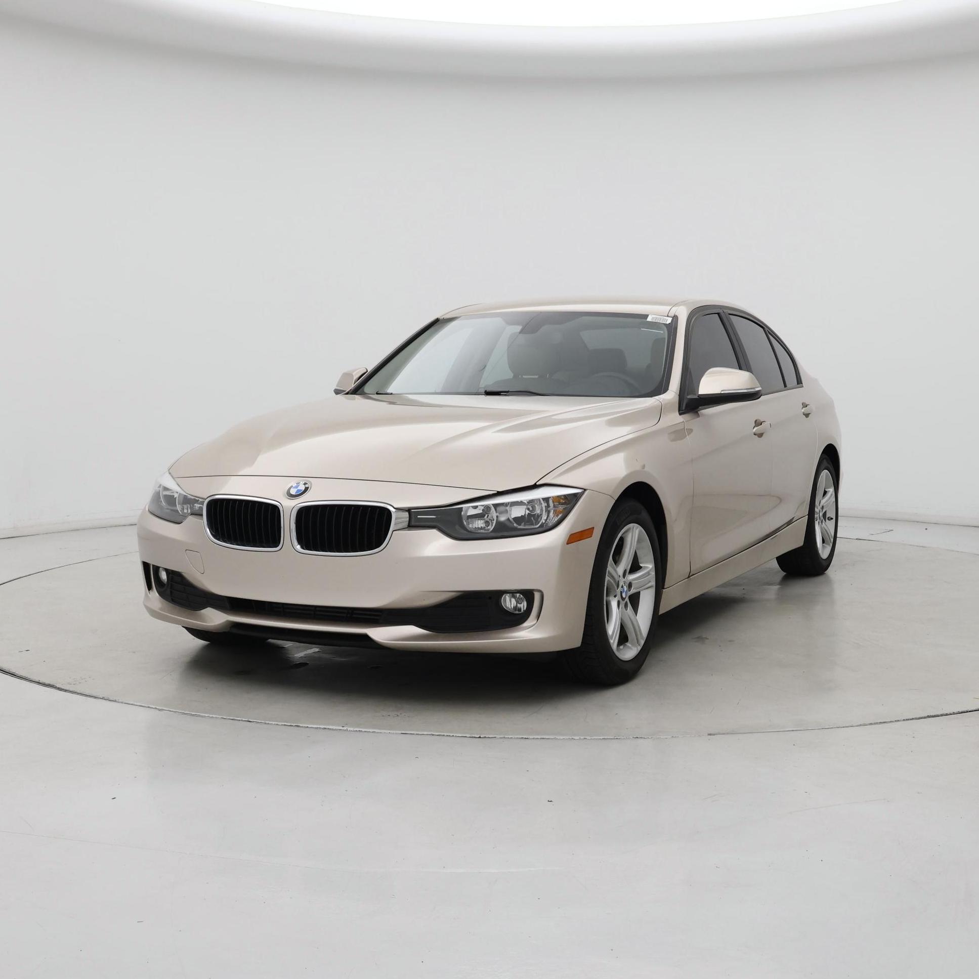 Thumbnail: 2015 BMW 3 Series - 4