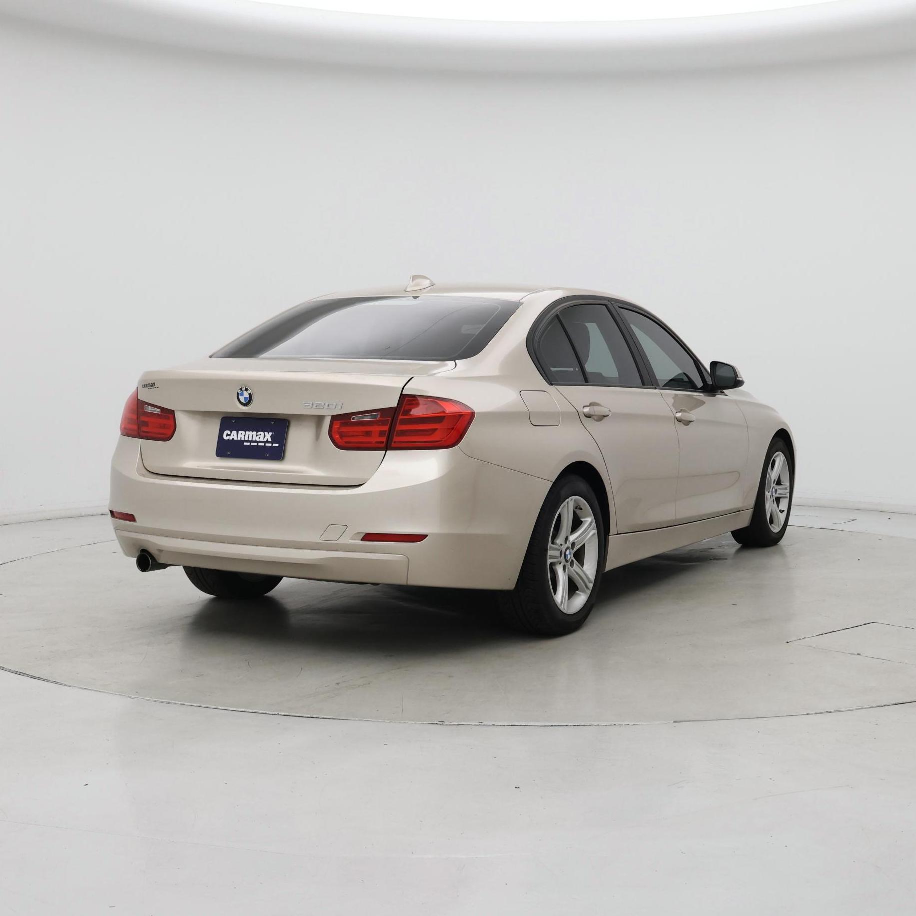 Thumbnail: 2015 BMW 3 Series - 8