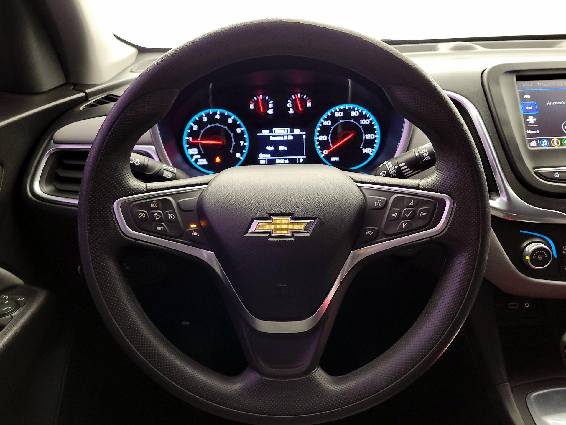 Thumbnail: 2022 Chevrolet Equinox - 10