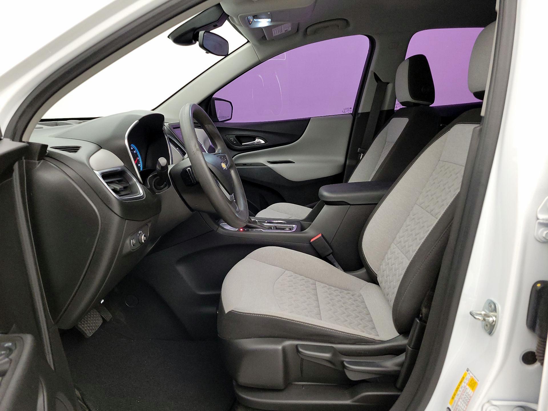 Thumbnail: 2022 Chevrolet Equinox - 11