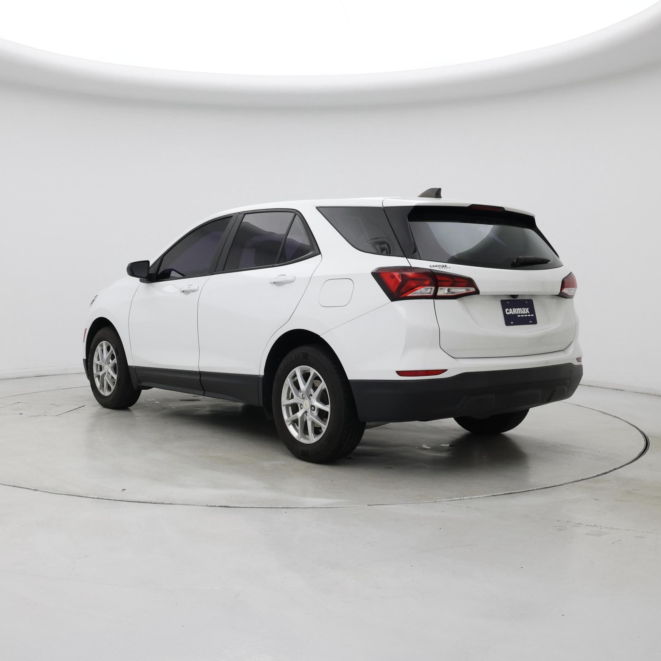 Thumbnail: 2022 Chevrolet Equinox - 2