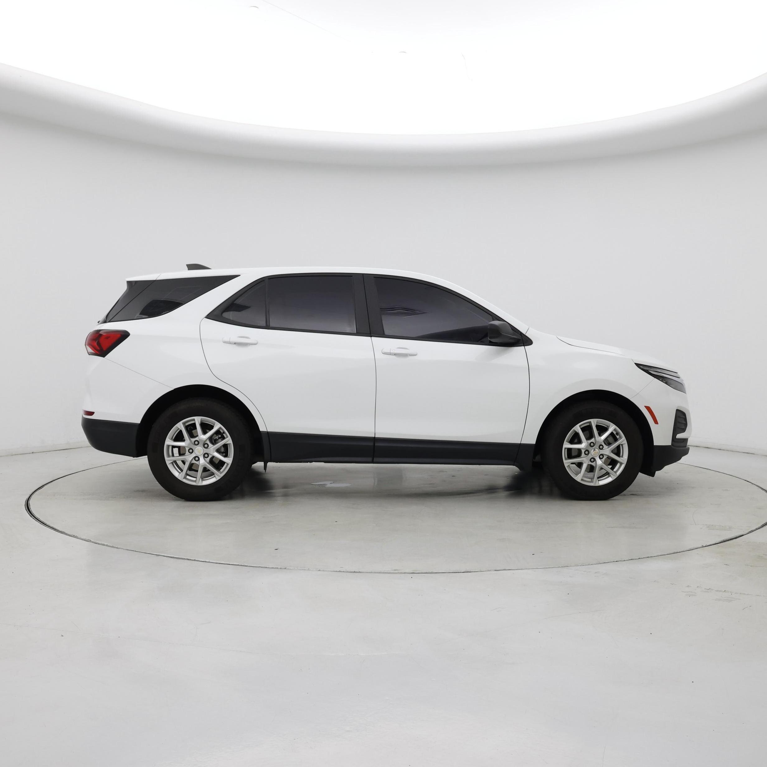 Thumbnail: 2022 Chevrolet Equinox - 7