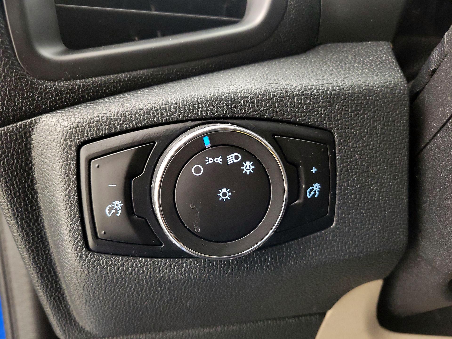 Thumbnail: 2018 Ford EcoSport - 13