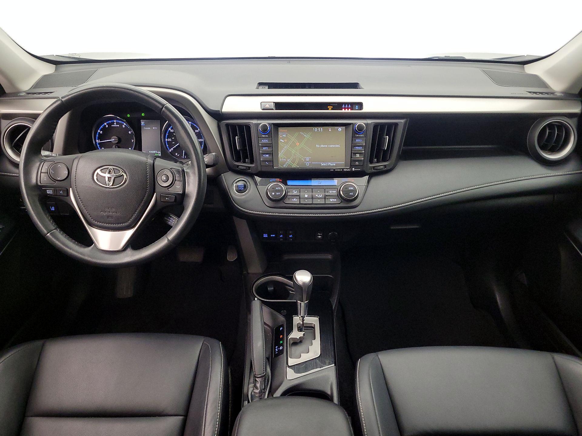 Thumbnail: 2017 Toyota RAV4 - 9