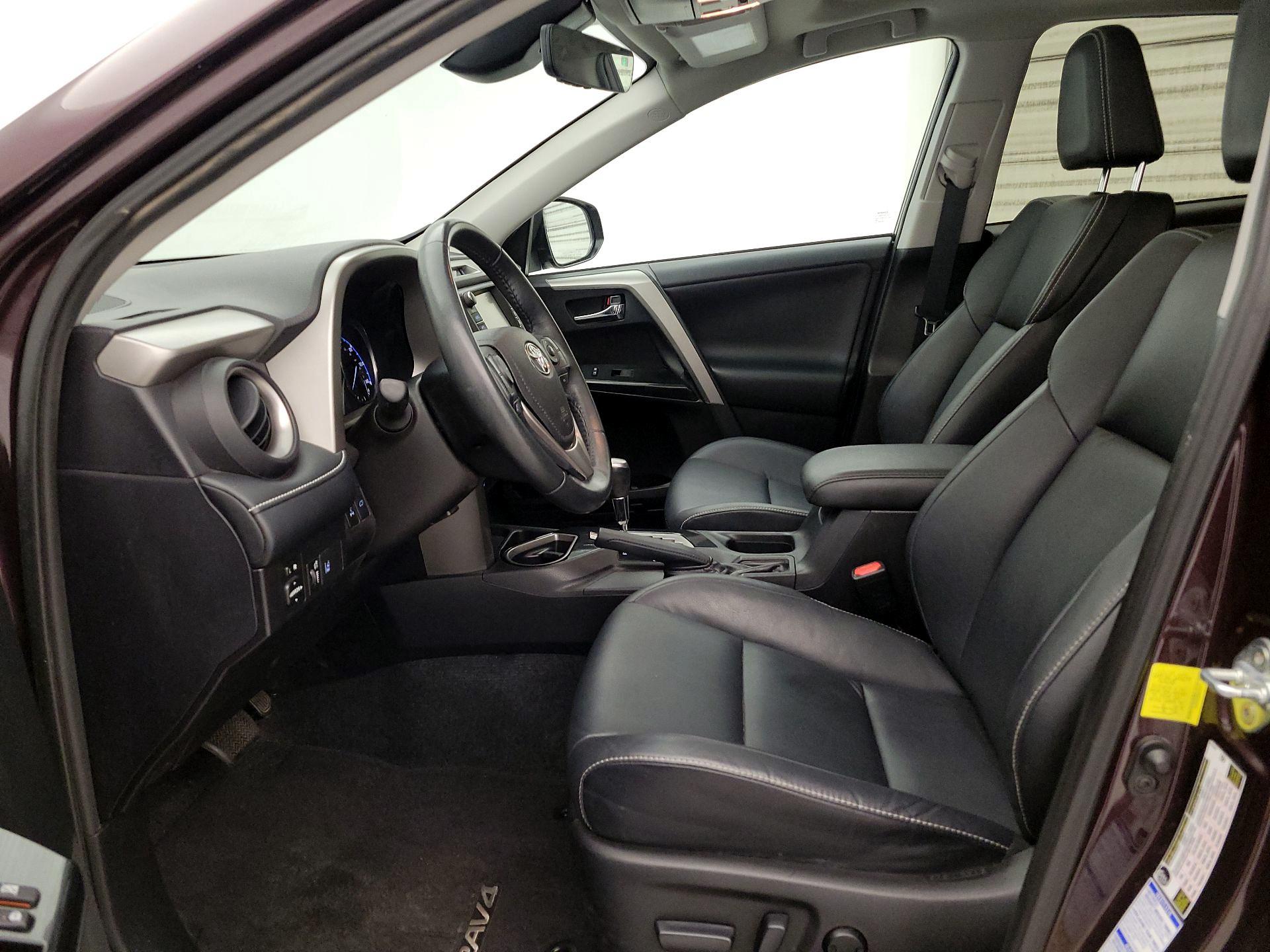 Thumbnail: 2017 Toyota RAV4 - 11
