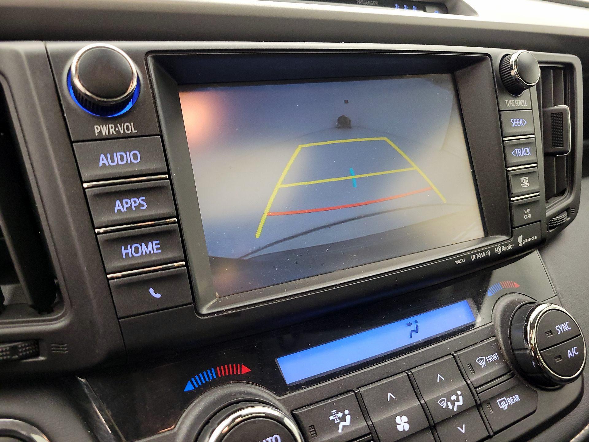 Thumbnail: 2017 Toyota RAV4 - 15