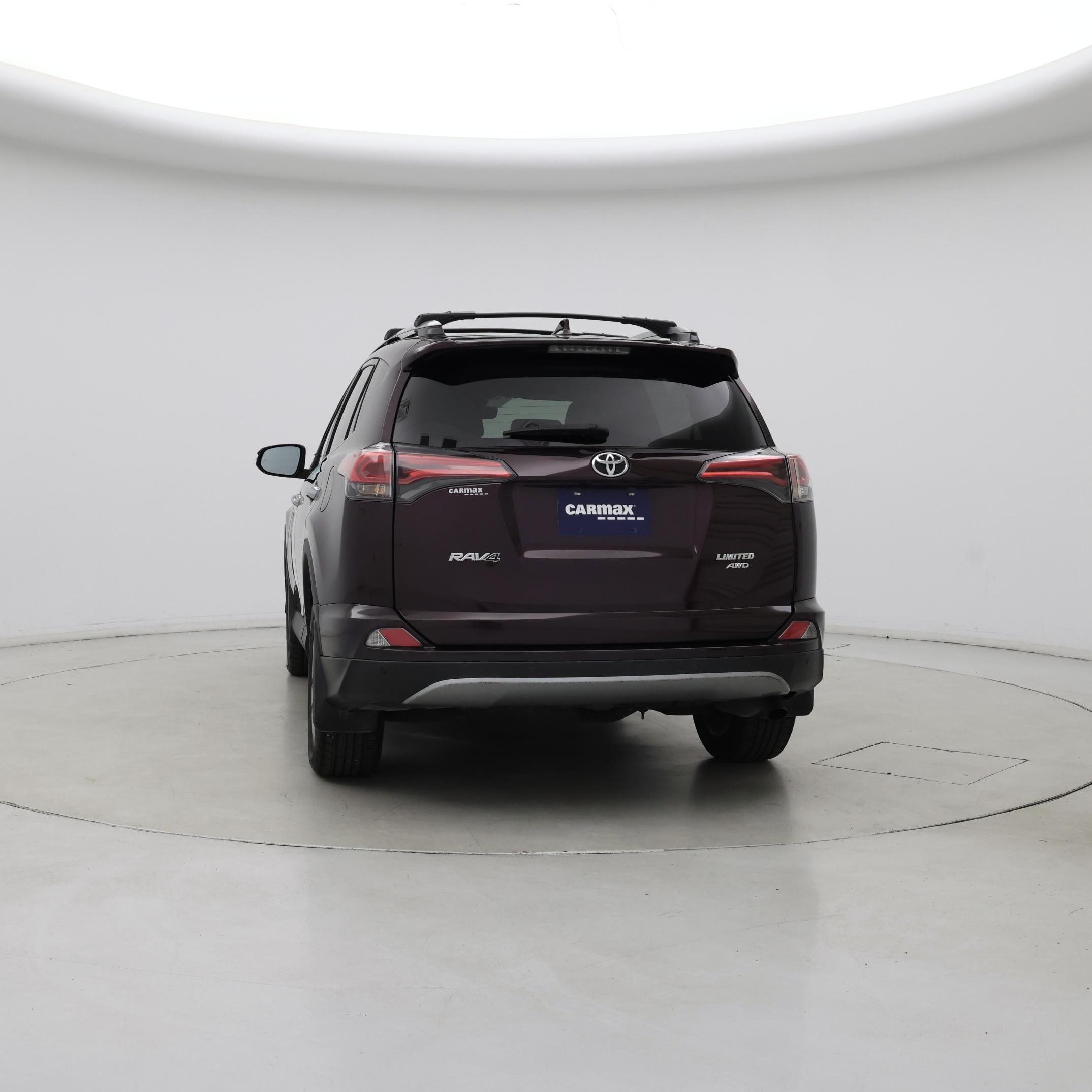 Thumbnail: 2017 Toyota RAV4 - 6