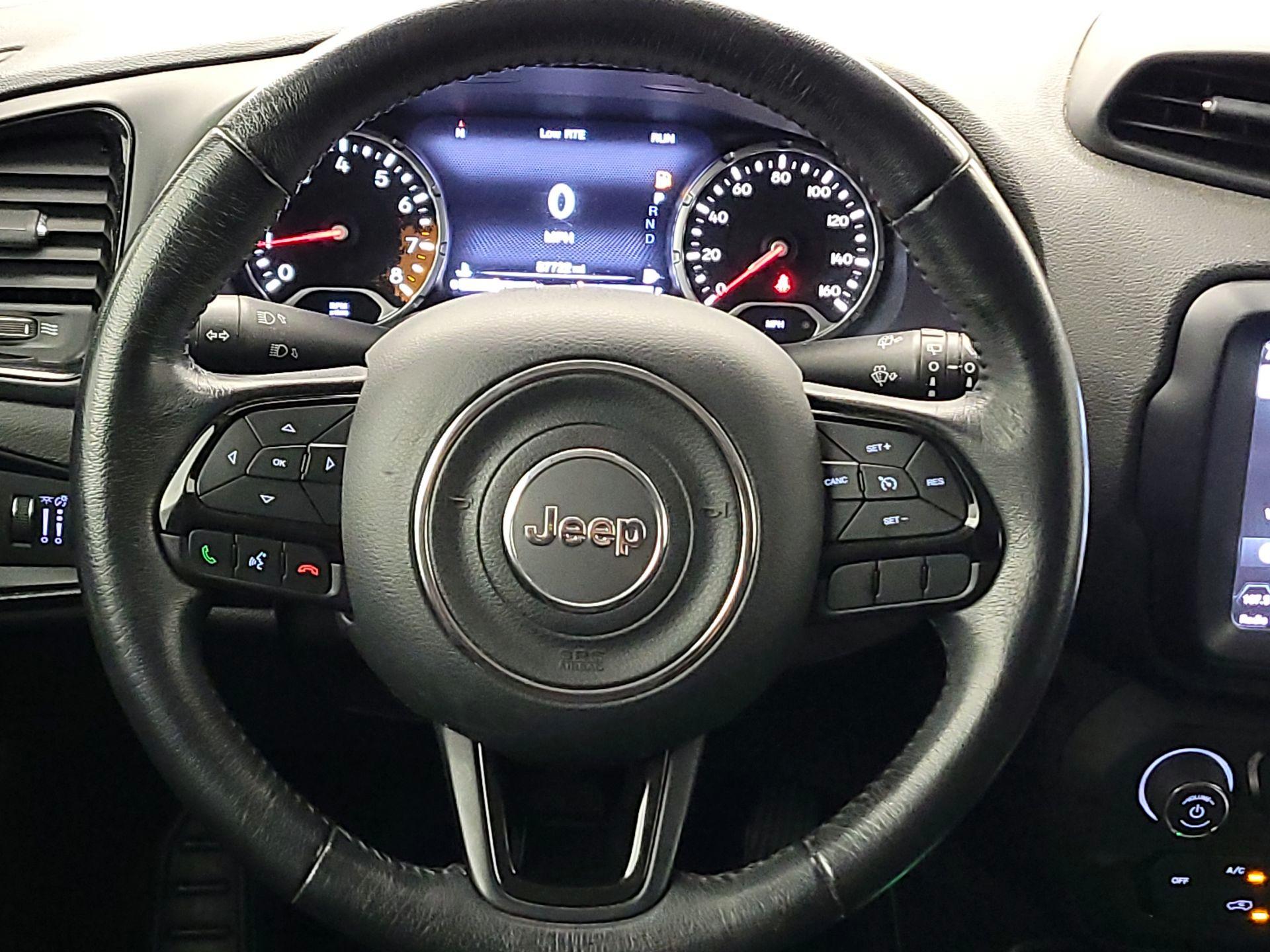 Thumbnail: 2018 Jeep Renegade - 10